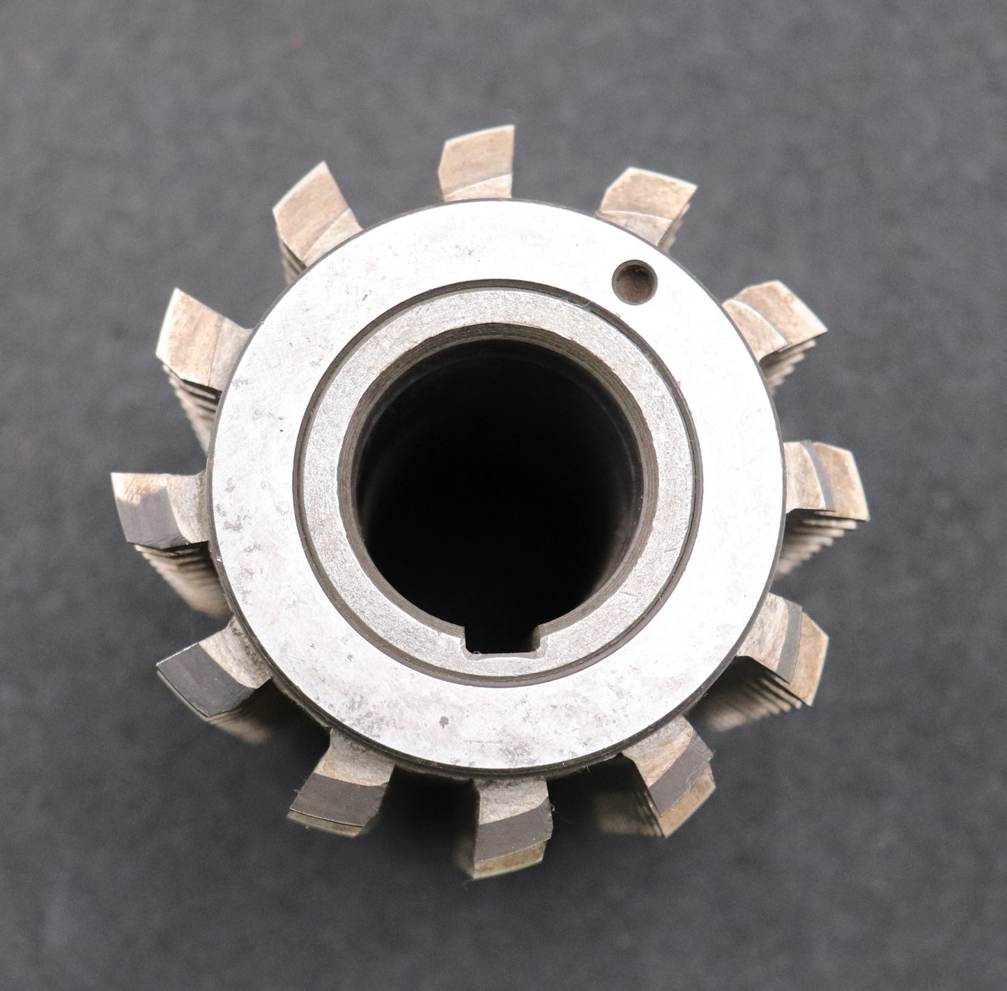 Bild des Artikels FETTE-Zahnrad-Wälzfräser-m=-3,0mm-EGW-20°-BPIII-nach-DIN-3972-Ø81x130xØ32mm