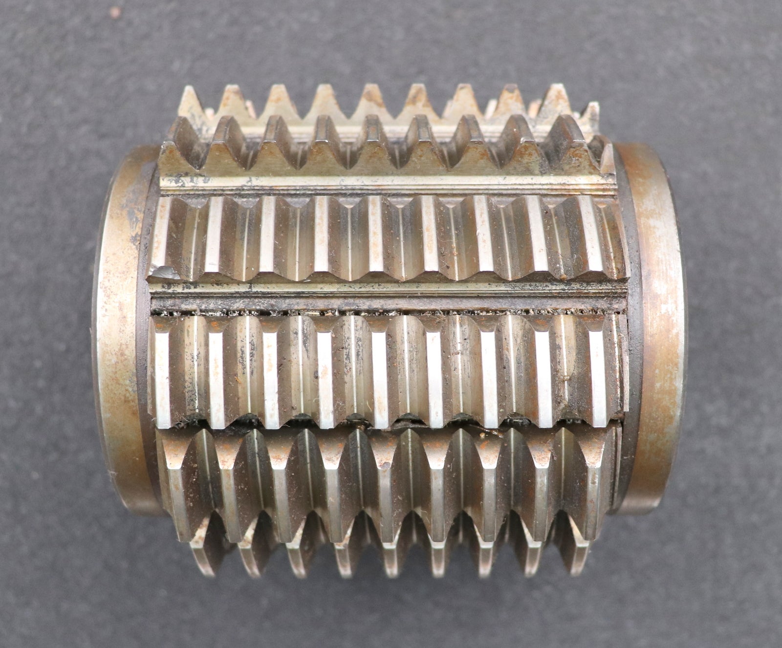 Bild des Artikels FETTE-Zahnrad-Wälzfräser-m=-3,0mm-EGW-20°-BPI-DIN-3972-Ø105x111xØ32mm-mit-LKN