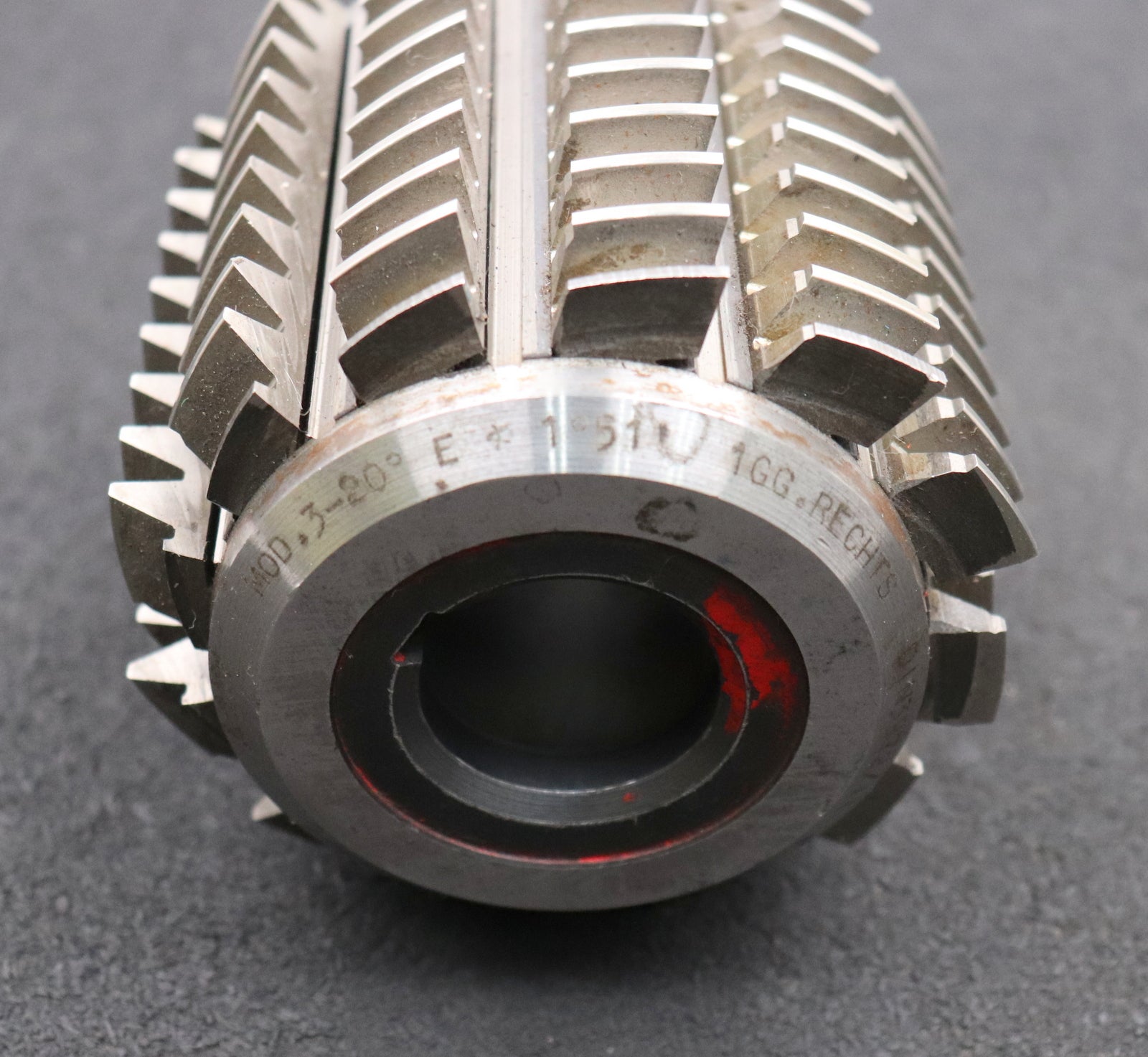 Bild des Artikels SAAZOR-Zahnrad-Wälzfräser-m=-3,0mm-EGW-20°-BPII-nach-DIN-3972-Ø103x106xØ32mm-LKN