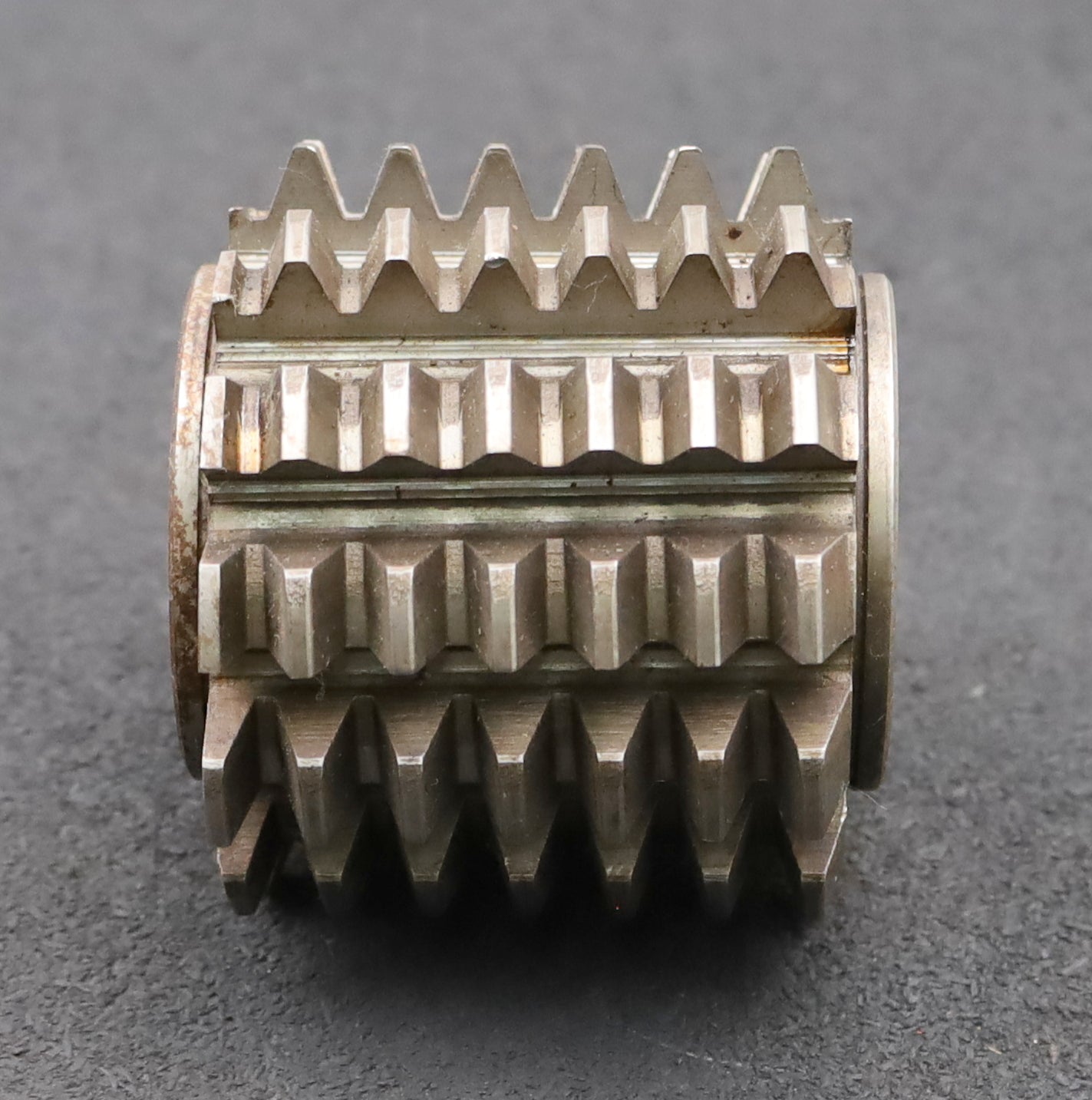 Bild des Artikels PWS-Zahnrad-Wälzfräser-m=-3,0mm-EGW-20°-BPII-Ø80x72xØ32mm-mit-LKN-nach-DIN-3972