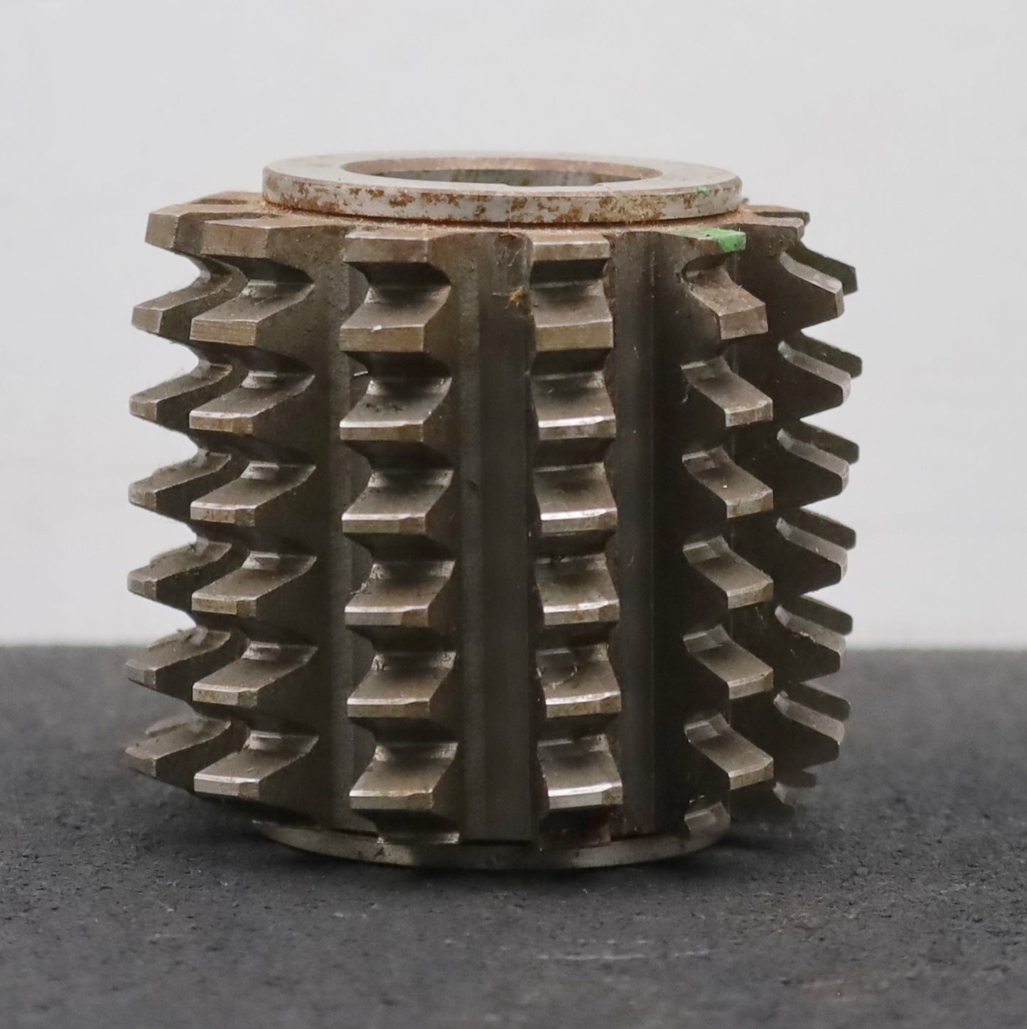 Bild des Artikels PWS-Zahnrad-Wälzfräser-m=-3,0mm-EGW-20°-BPII-nach-DIN-3972-mit-LKN-Ø80x72xØ32mm