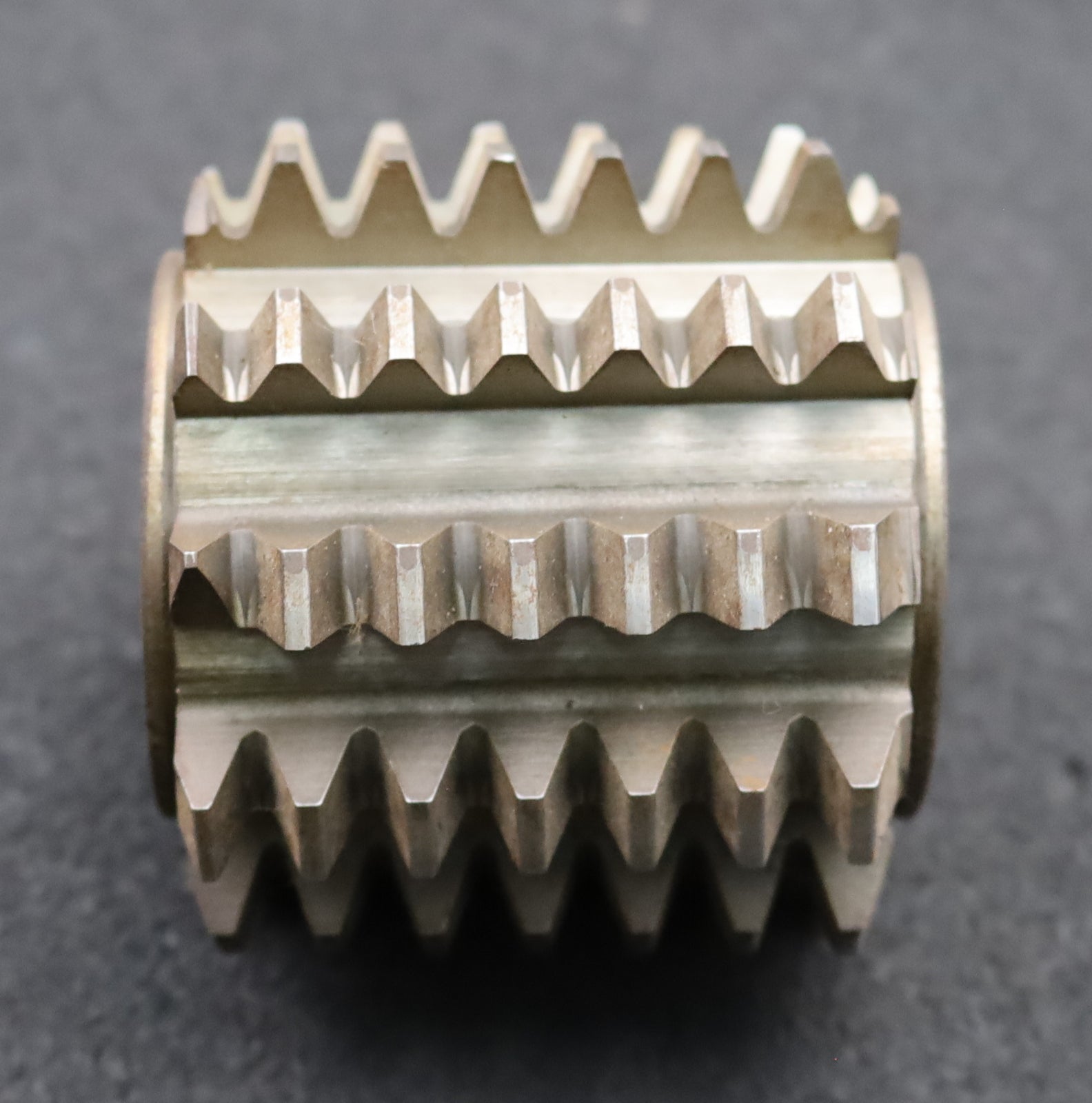 Bild des Artikels FETTE-Zahnrad-Wälzfräser-m=-3,0mm-EGW-20°-BPII-nach-DIN-3972-Ø80x72xØ32mm-LKN