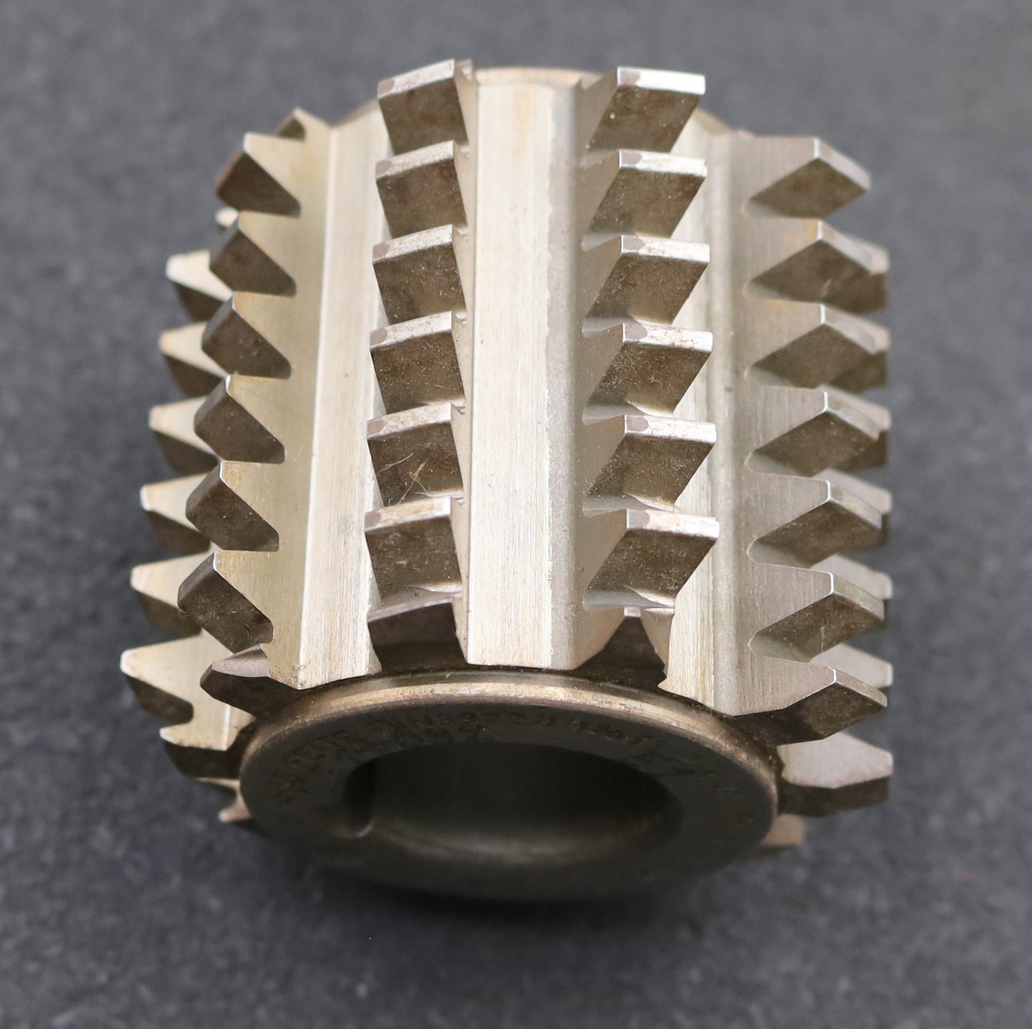 Bild des Artikels FETTE-Zahnrad-Wälzfräser-m=-3,0mm-EGW-20°-BPII-nach-DIN-3972-Ø80x72xØ32mm-LKN