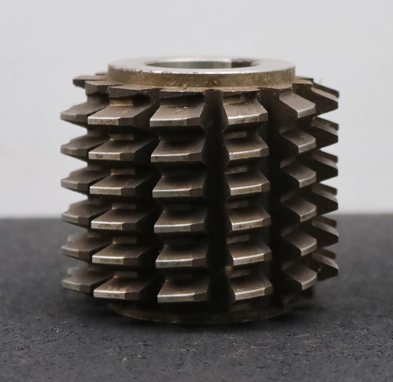 Bild des Artikels DORMER-Zahnrad-Wälzfräser-m=-3,0mm-EGW-20°-Ø80x72xØ32mm-mit-LKN-1gg.-Rechts