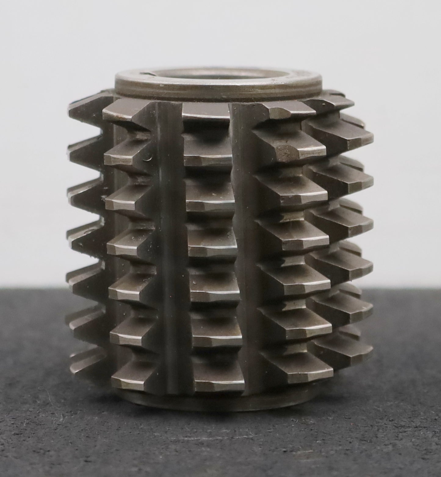 Bild des Artikels FETTE-Zahnrad-Wälzfräser-m=-3,0mm-EGW-20°-BPII-nach-DIN-3972-Ø90x71xØ27mm