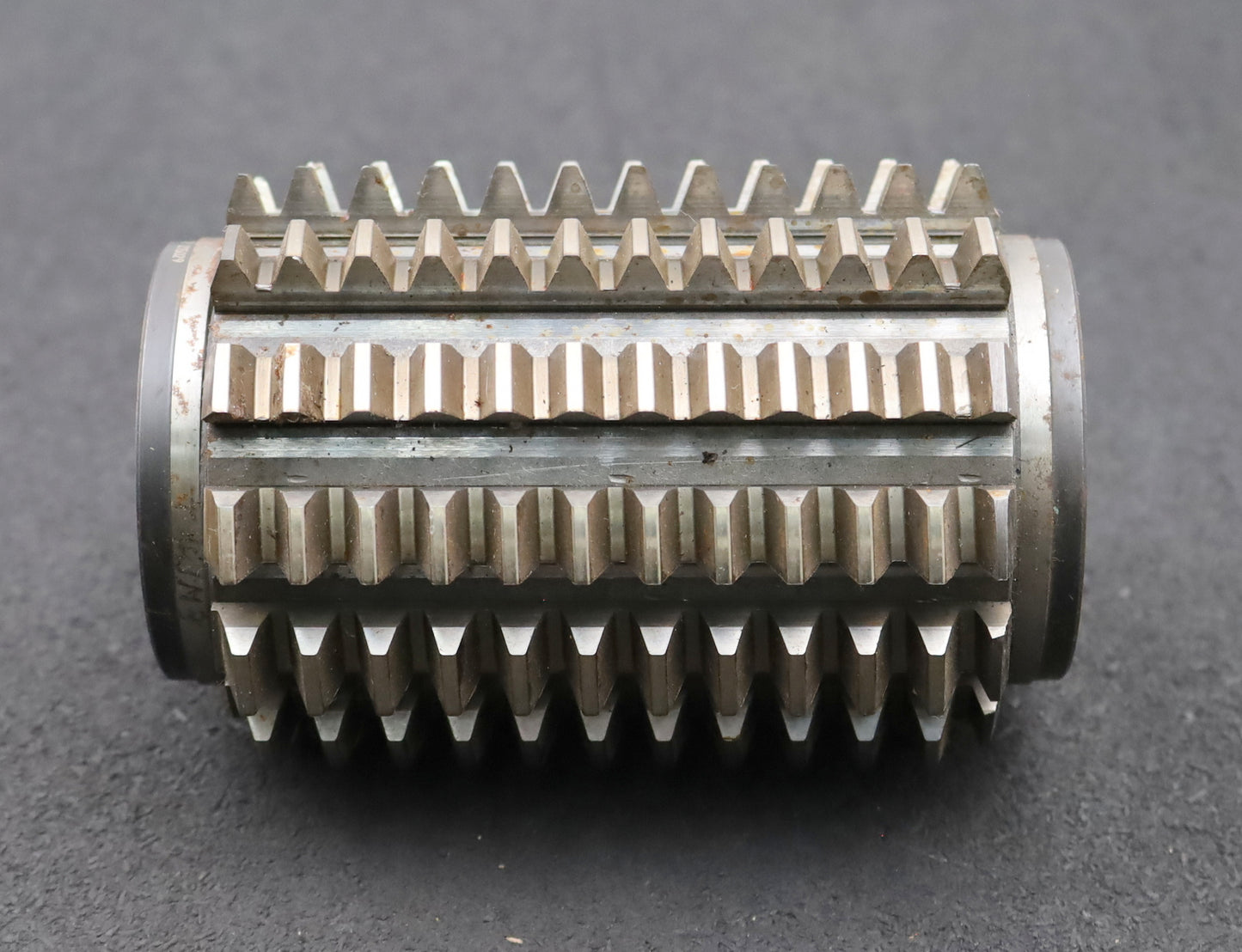 Bild des Artikels FETTE-Zahnrad-Wälzfräser-m=-3,0mm-EGW-20°-BPII-DIN-3972-Ø90x130xØ32mm-mit-LKN