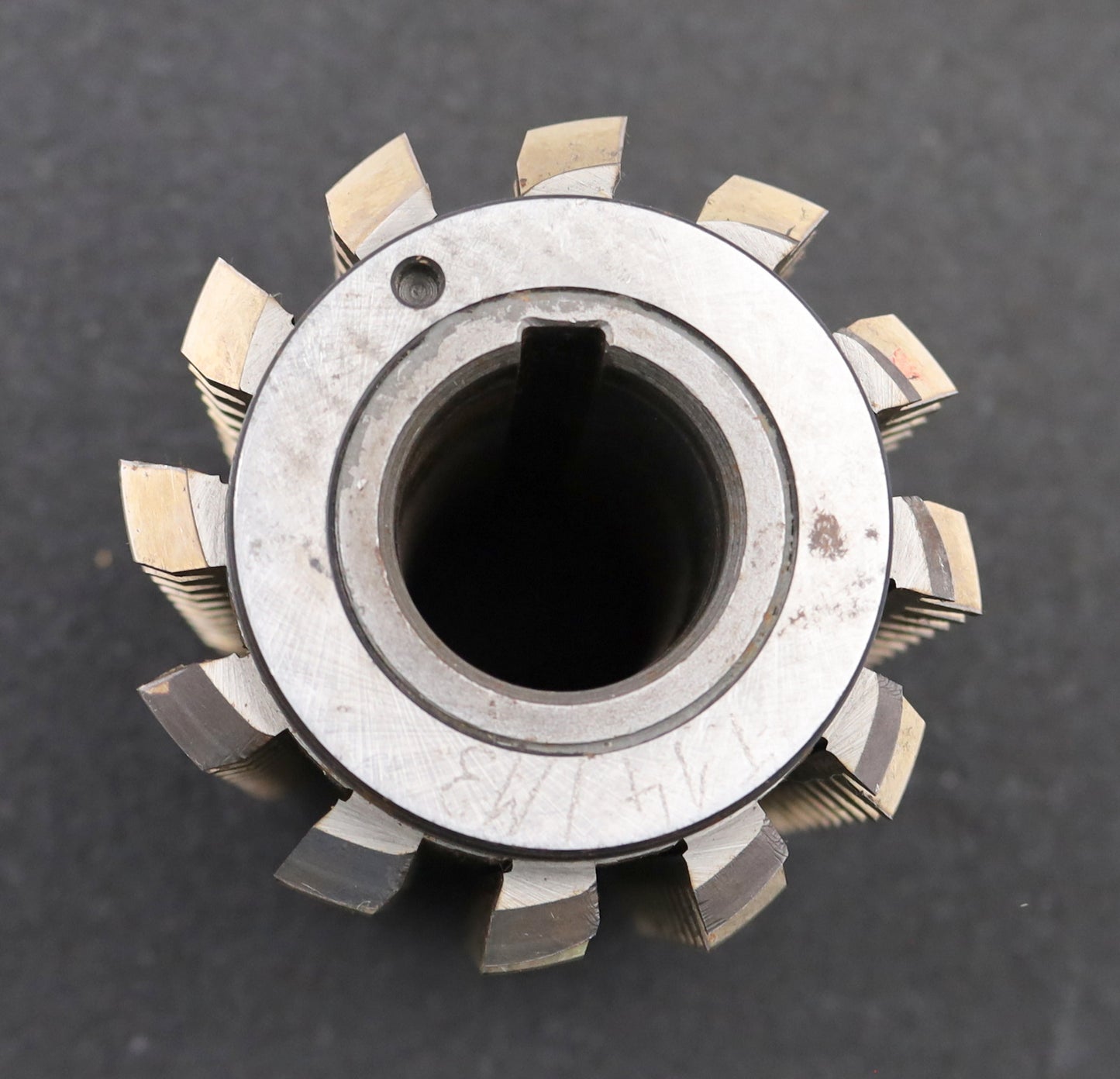 Bild des Artikels FETTE-Zahnrad-Wälzfräser-m=-3,0mm-EGW-20°-BPII-DIN-3972-Ø90x130xØ32mm-mit-LKN