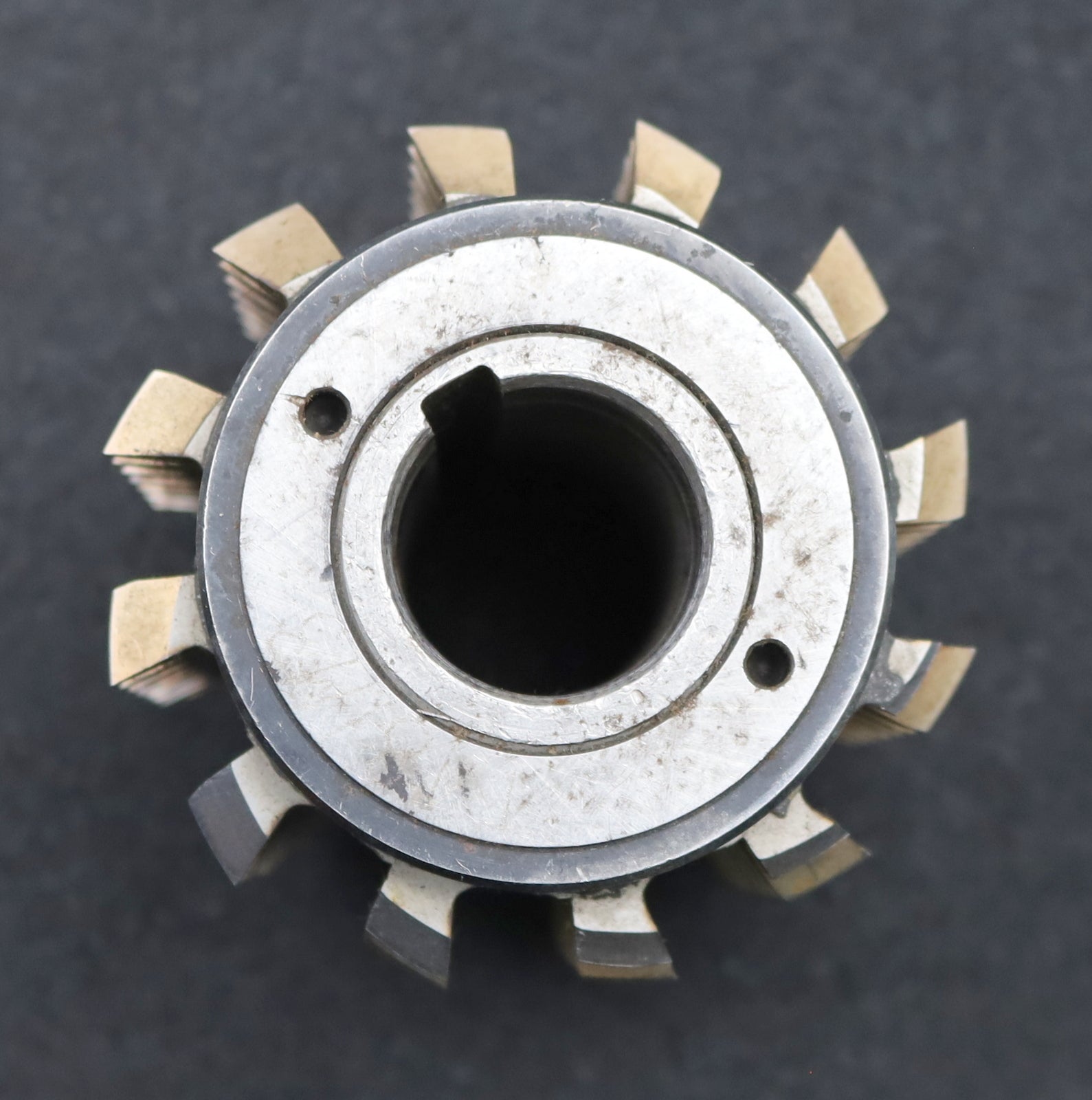 Bild des Artikels FETTE-Zahnrad-Wälzfräser-m=-3,0mm-EGW-20°-BPII-nach-DIN-3972-Ø84x90xØ27mm