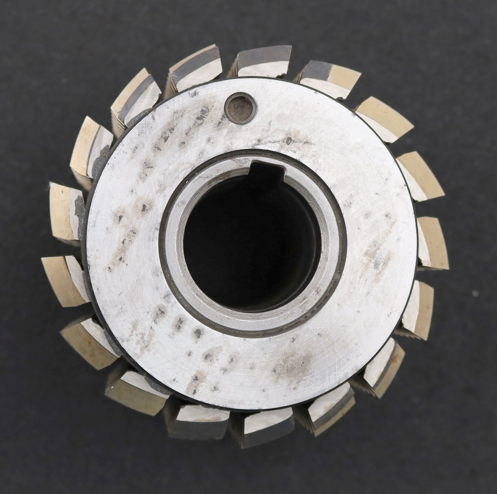 Bild des Artikels FETTE-Zahnrad-Wälzfräser-m=-3,0mm-EGW-20°-BPI-nach-DIN-3972-Ø125x110xØ40mm