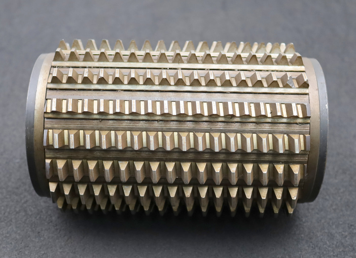 Bild des Artikels FETTE-Zahnrad-Wälzfräser-m=-3,0mm-EGW-20°-BPII-nach-DIN-3972-Ø185x120xØ40mm