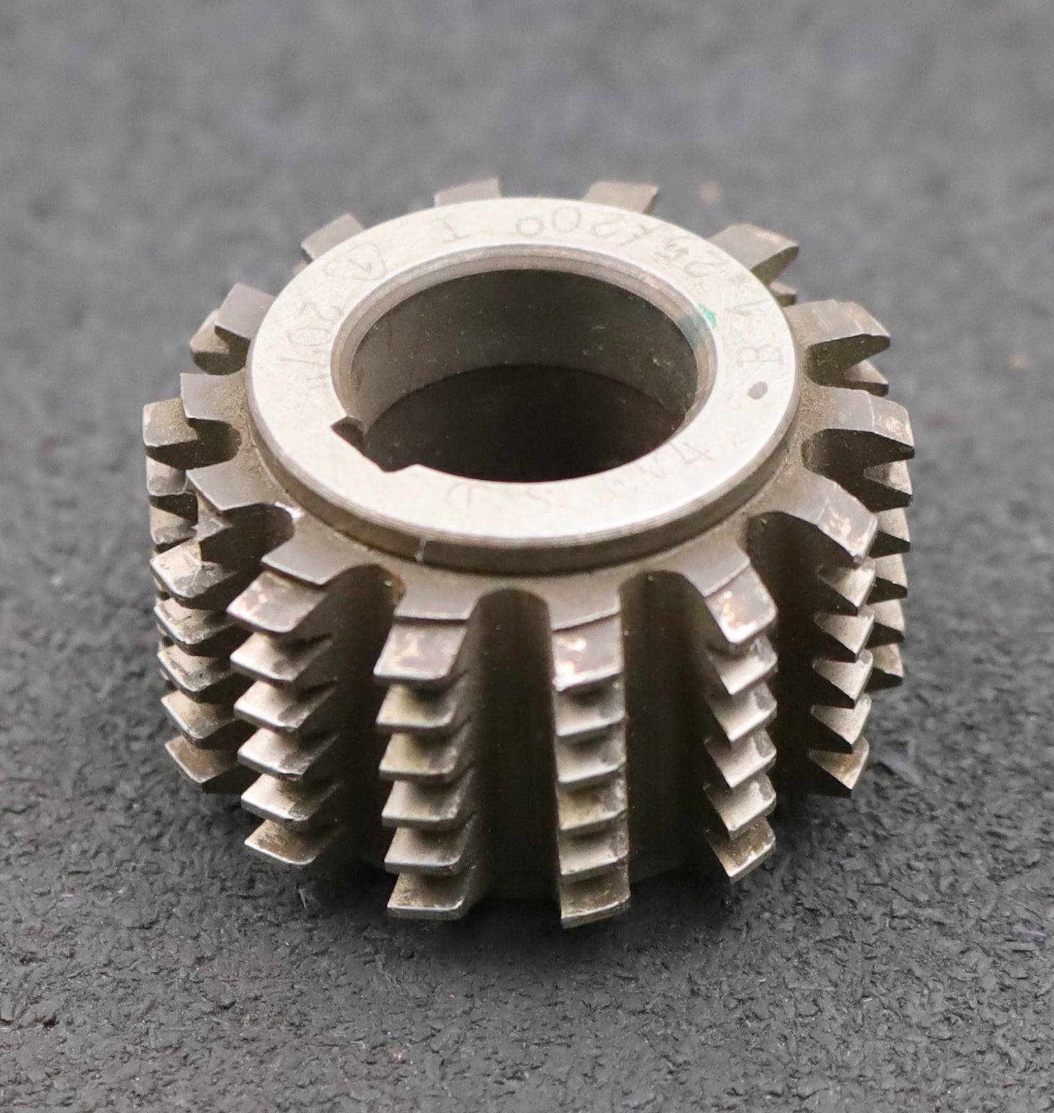 Bild des Artikels PWS-Zahnrad-Wälzfräser-m=-1,5mm-EGW-20°-BPII-nach-DIN-3972-Ø53x56xØ22mm-mit-LKN
