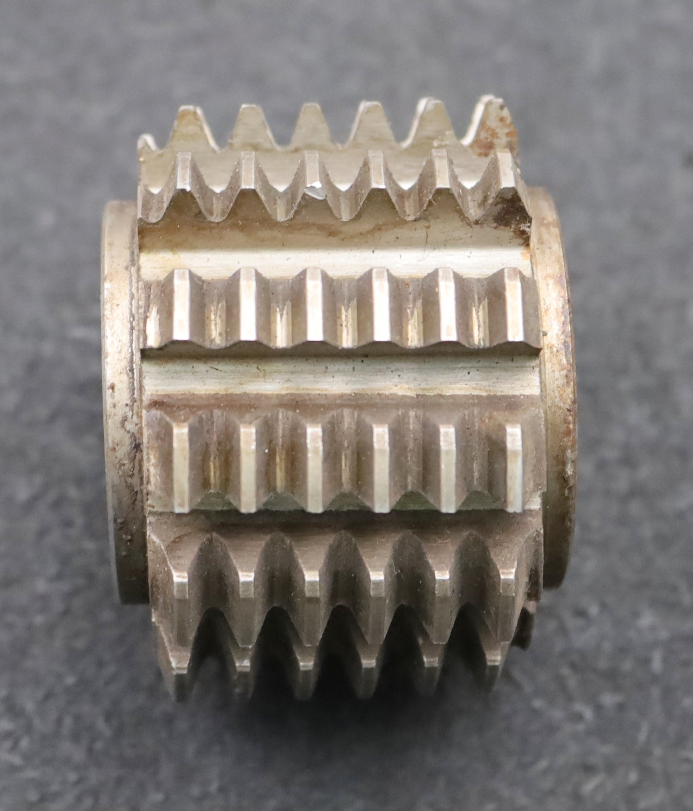 Bild des Artikels PWS-Zahnrad-Wälzfräser-m=-2,0mm-EGW-20°-BPII-nach-DIN-3972-Ø63x48xØ27mm-mit-LKN