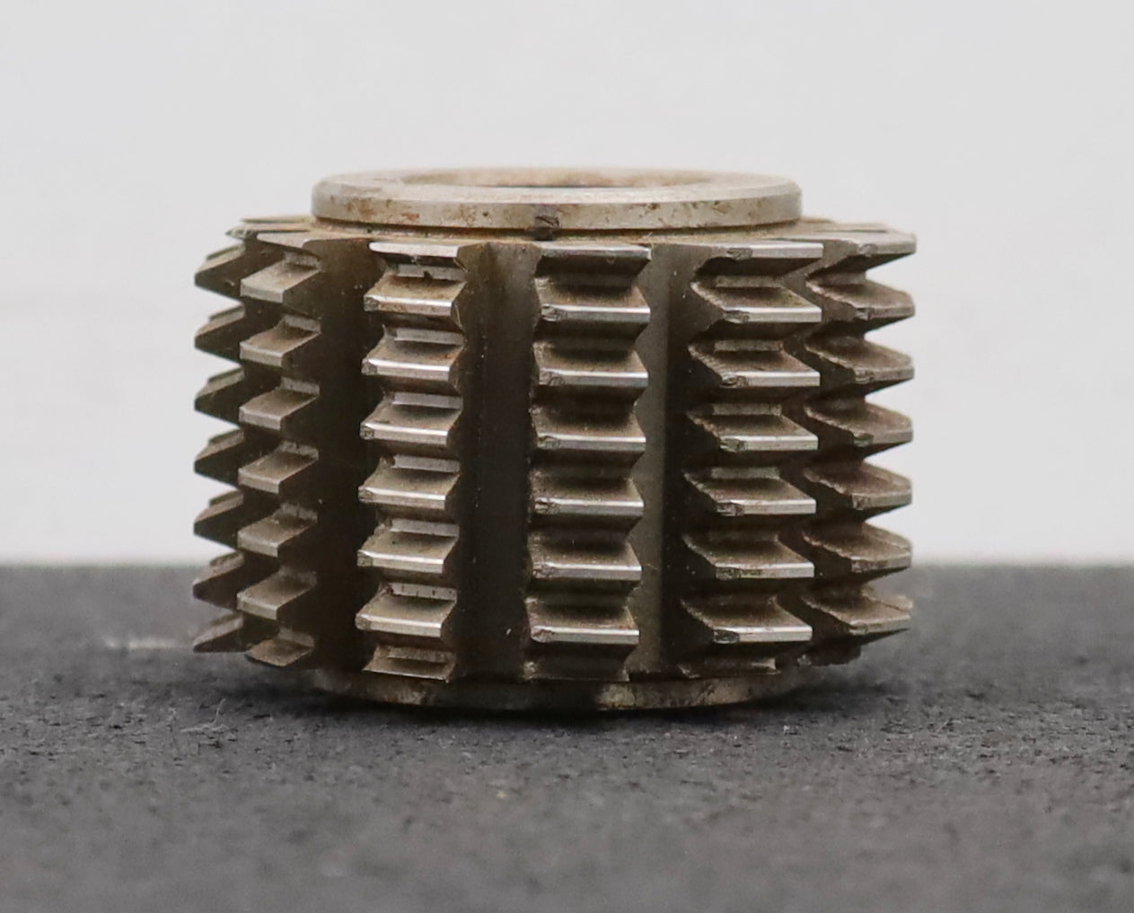 Bild des Artikels PWS-Zahnrad-Wälzfräser-m=-1,5mm-EGW-20°-BPII-DIN-3972-Ø58x39xØ22mm-mit-LKN