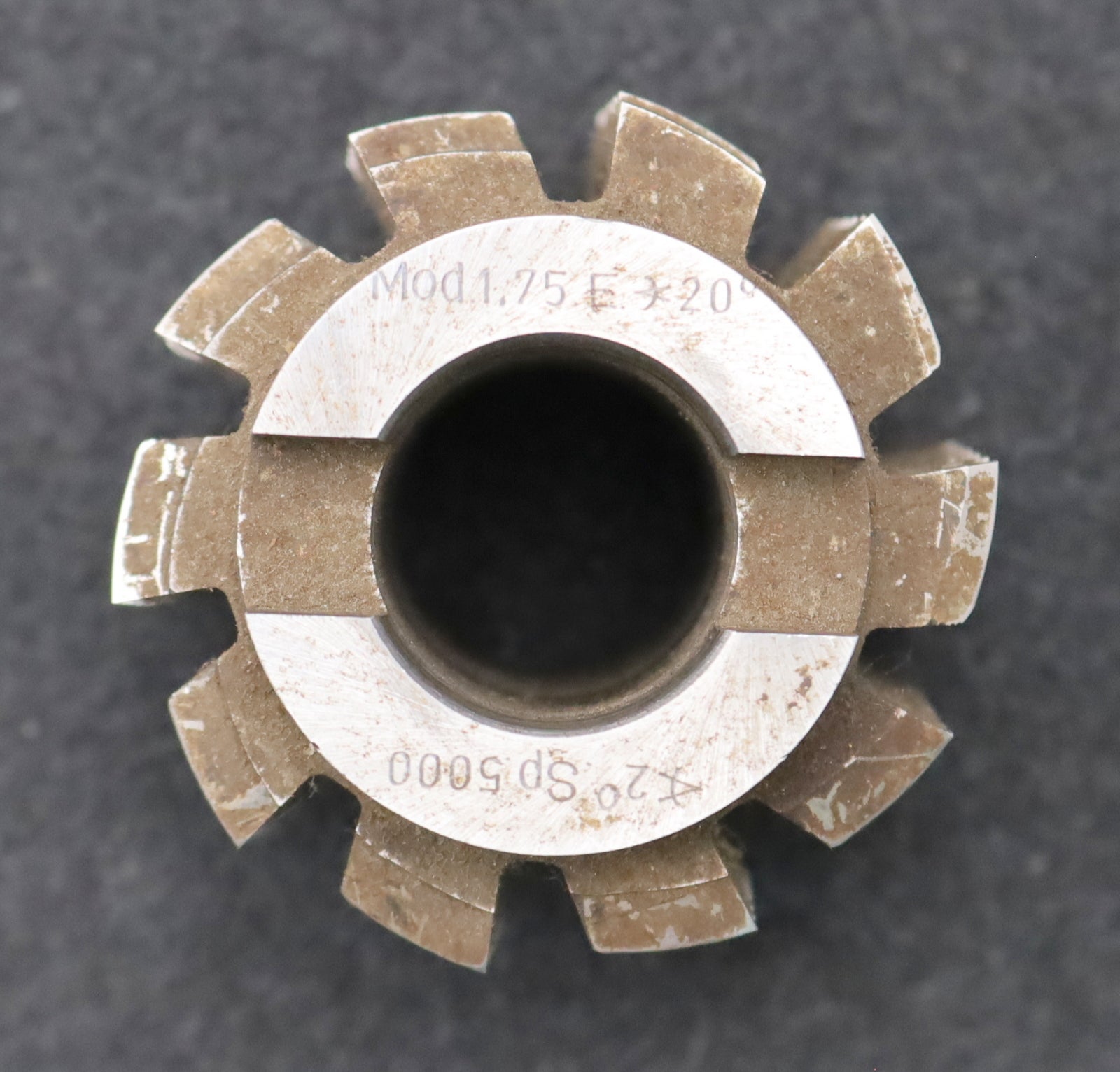 Bild des Artikels LENZEN-Zahnrad-Wälzfräser-m=-1,25mm-EGW-20°-BPI-nach-DIN-3972-Ø57x51xØ22mm