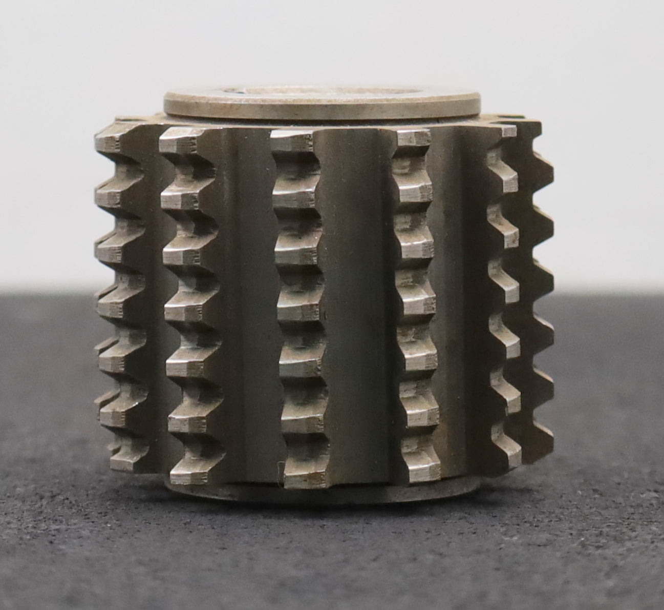 Bild des Artikels PWS-Zahnrad-Wälzfräser-m=-2,5mm-EGW-20°-Ø69x58xØ27mm-mit-LKN-1gg.-Rechts