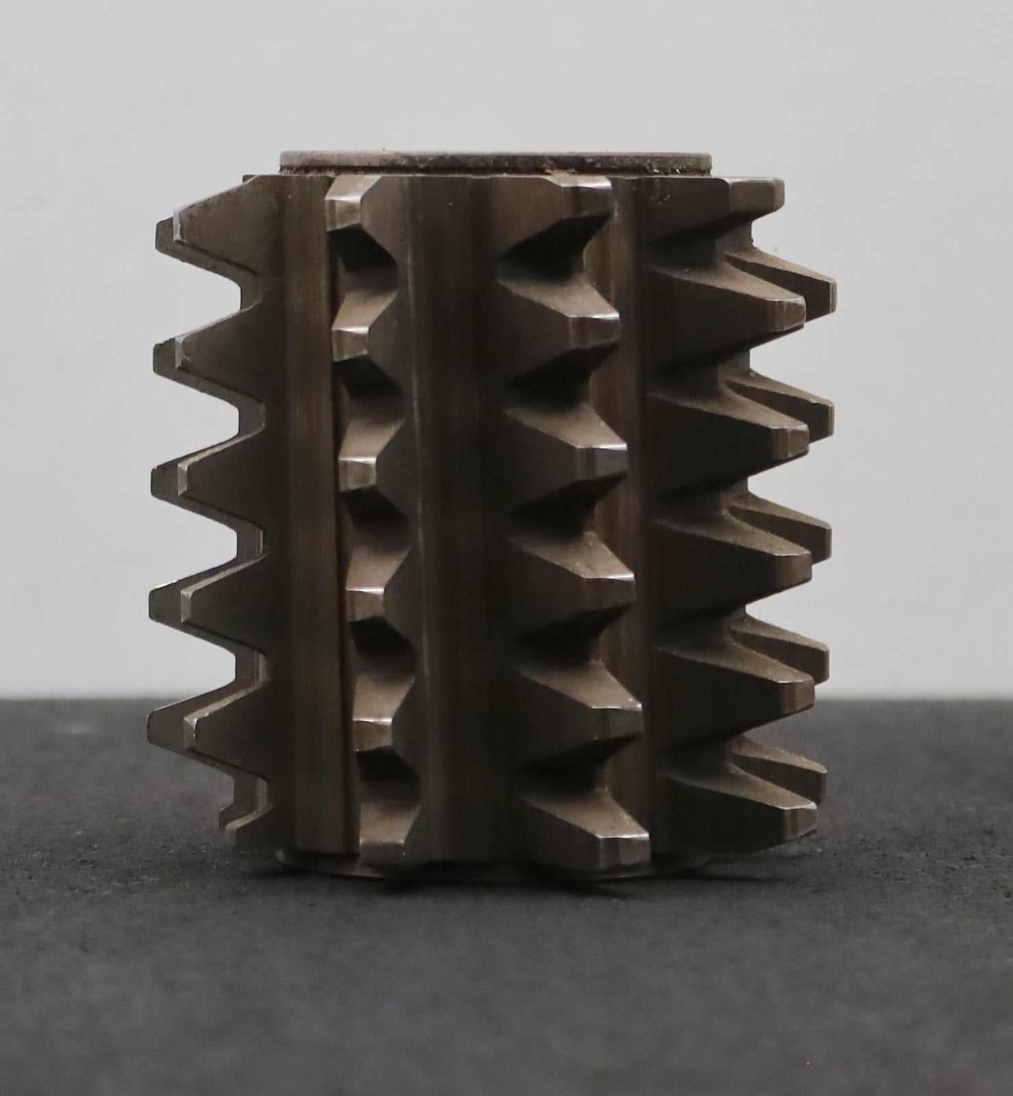 Bild des Artikels Zahnrad-Wälzfräser-m=-5,0mm-EGW-20°-BPI-nach-DIN-3972-Ø88x90xØ27mm-mit-LKN