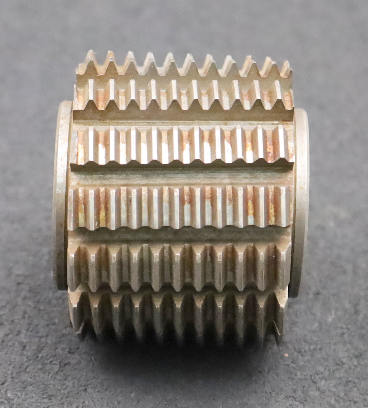 Bild des Artikels PWS-Zahnrad-Wälzfräser-m=-1,5mm-EGW-20°-BPIII-DIN-3972-LKN-Ø71x58xØ27mm