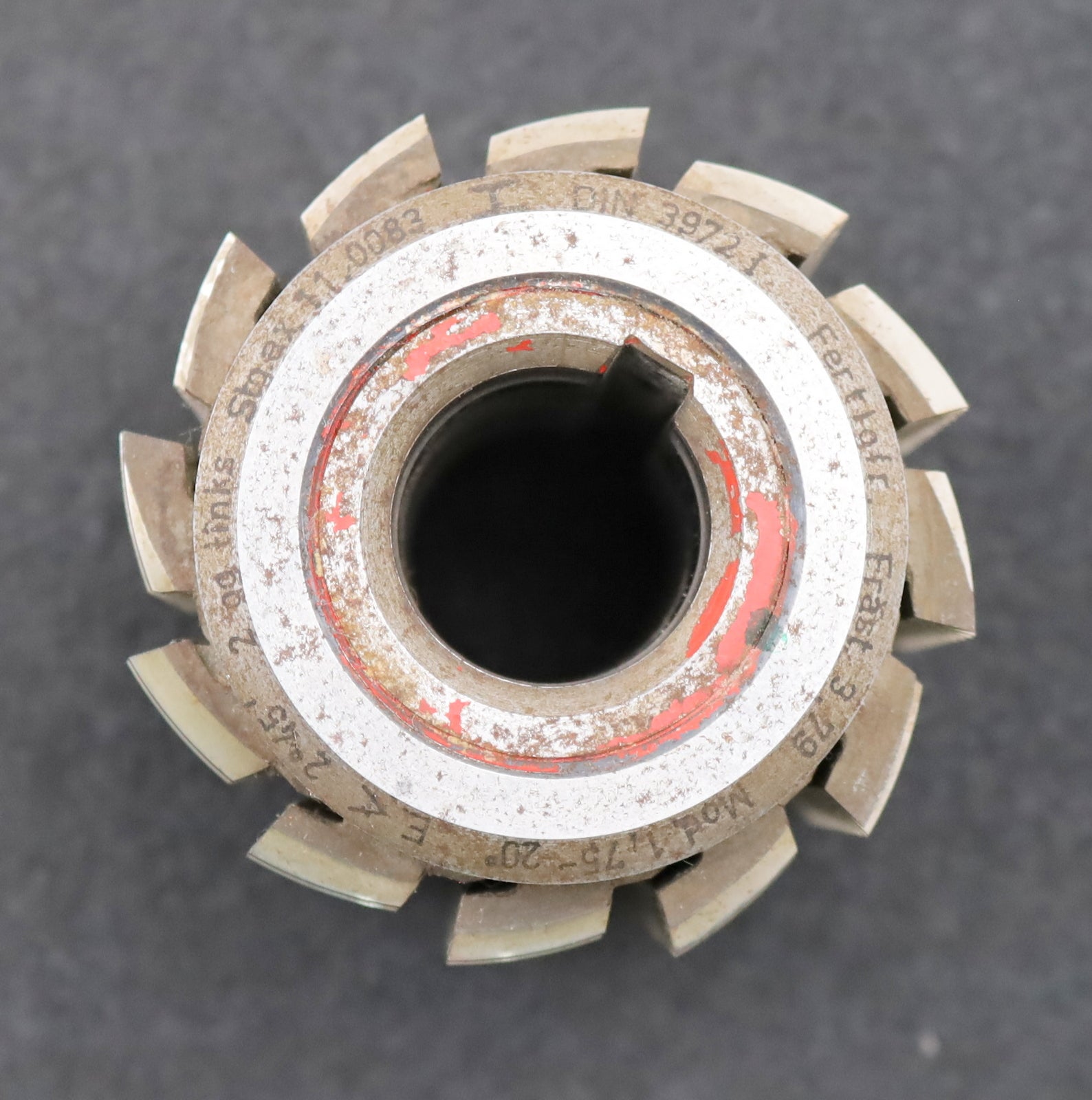 Bild des Artikels SAAZOR-Zahnrad-Wälzfräser-m=-1,75mm-EGW-20°-BPI-nach-DIN-3972-Ø80x91xØ27mm