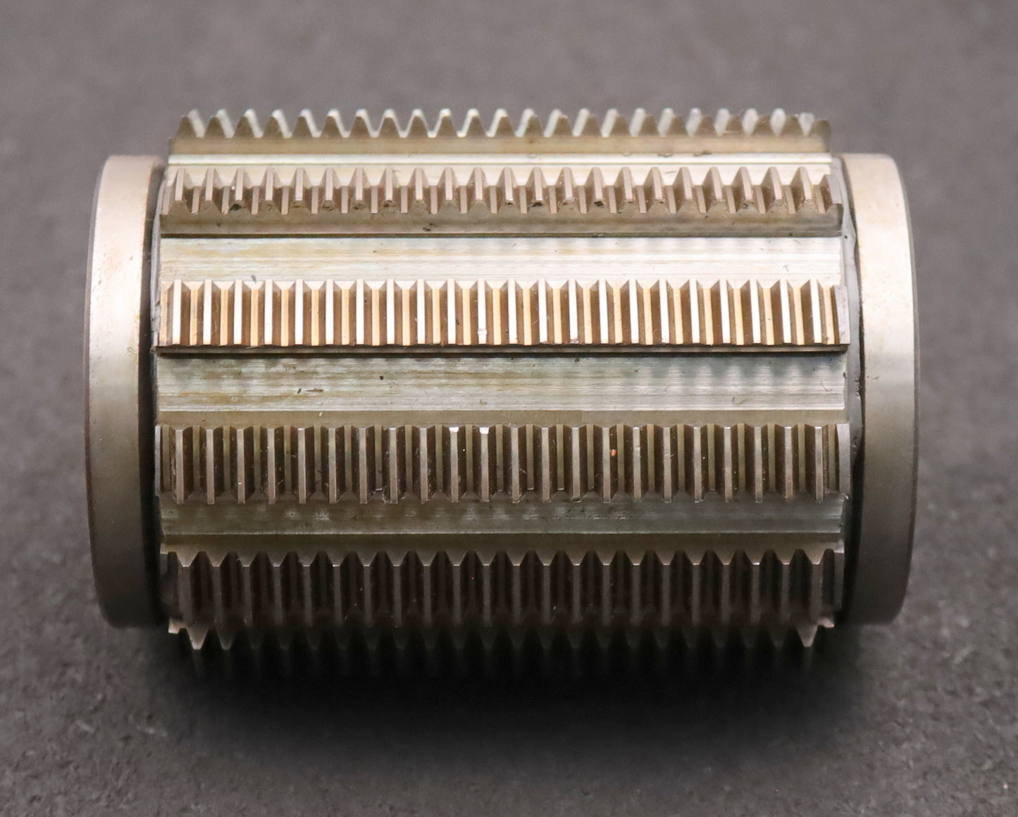 Bild des Artikels FETTE-Zahnrad-Wälzfräser-m=-1,5mm-EGW-20°-BPII-nach-DIN-3972-Ø80x110xØ32mm