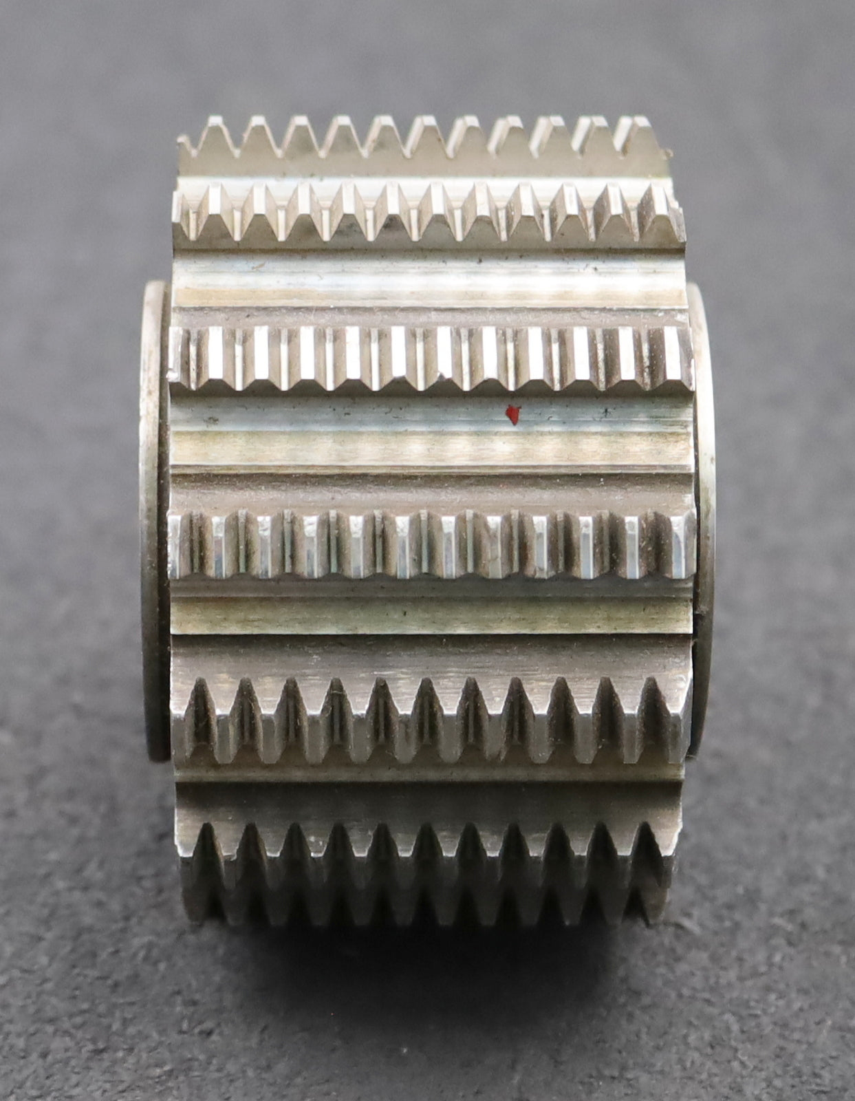 Bild des Artikels LEIMBACH-Zahnrad-Wälzfräser-m=-1,5mm-EGW-20°-Ø94x62xØ32mm-mit-LKN-1gg.-Rechts