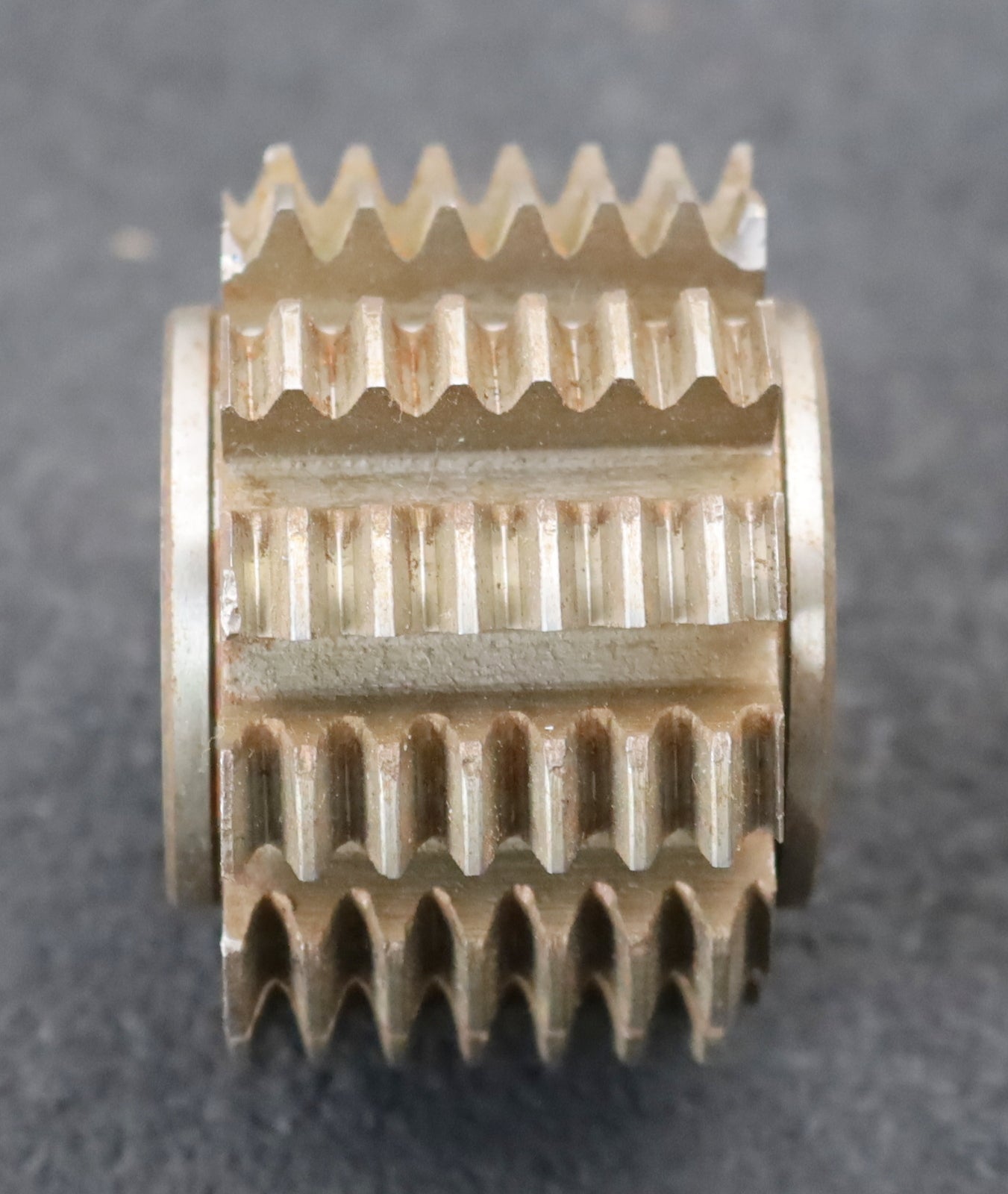 Bild des Artikels PWS-Zahnrad-Wälzfräser-m=-1,5mm-EGW-20°-BPII-DIN-3972-LKN-Ø56x40xØ27mm