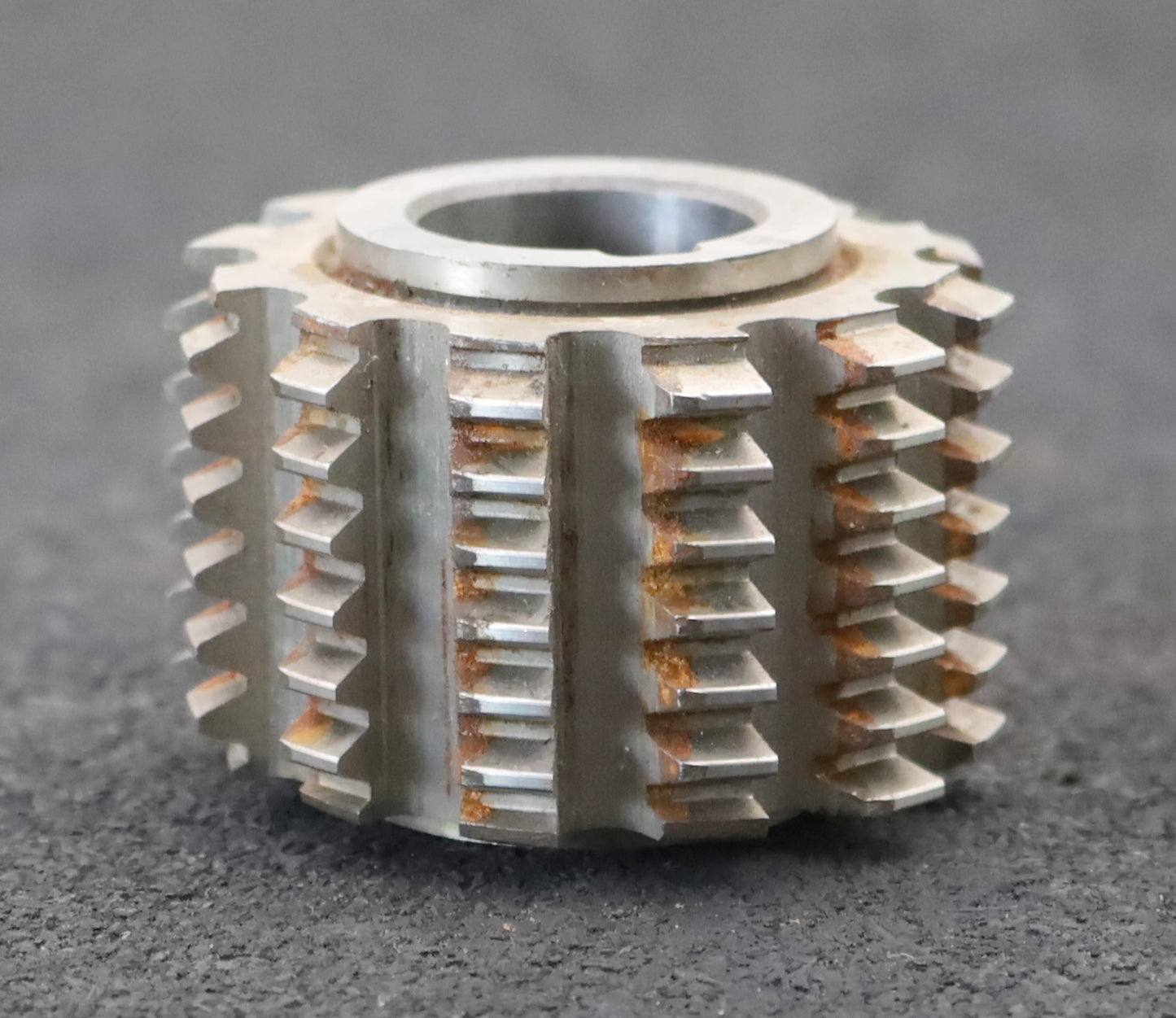 Bild des Artikels DROGEMEYER-Zahnrad-Wälzfräser-m=-1,5mm-EGW-20°-Ø55x39xØ22mm-mit-LKN-1gg.-Rechts