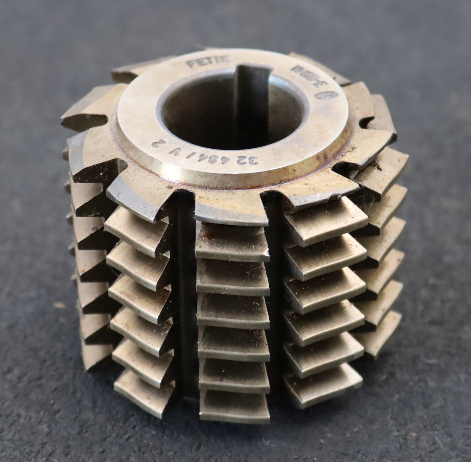 Bild des Artikels FETTE-Zahnrad-Wälzfräser-m=-2,5mm-EGW-20°-BPI-nach-DIN-3972-Ø69x57xØ27mm-mit-LKN