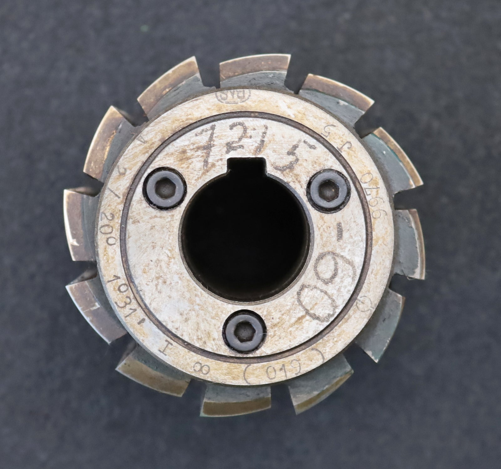 Bild des Artikels PWS-Zahnrad-Wälzfräser-m=-2,0mm-EGW-20°-BPI-nach-DIN-3972-Ø83x83xØ27mm-mit-LKN