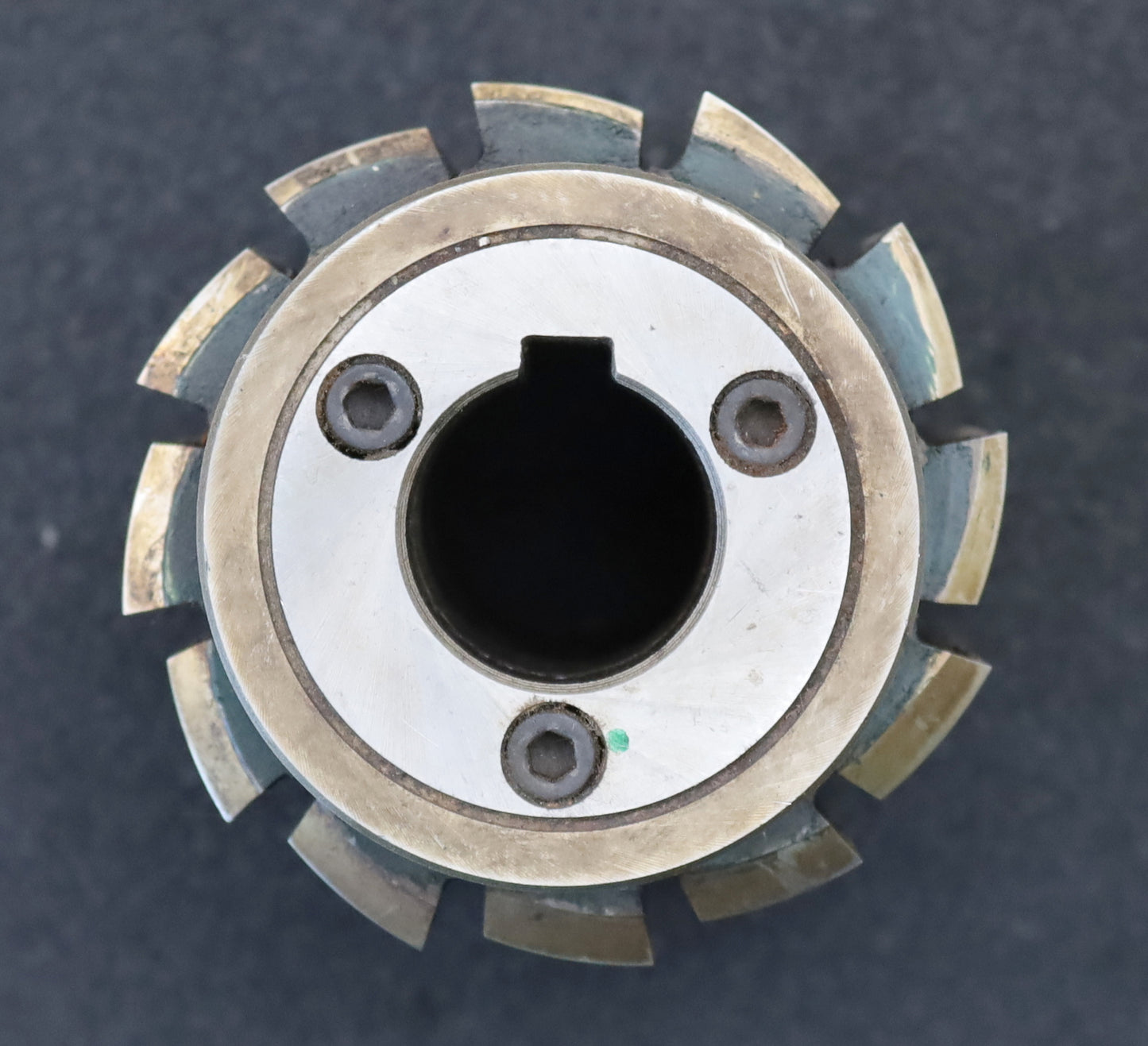 Bild des Artikels PWS-Zahnrad-Wälzfräser-m=-2,0mm-EGW-20°-BPI-nach-DIN-3972-Ø83x83xØ27mm-mit-LKN