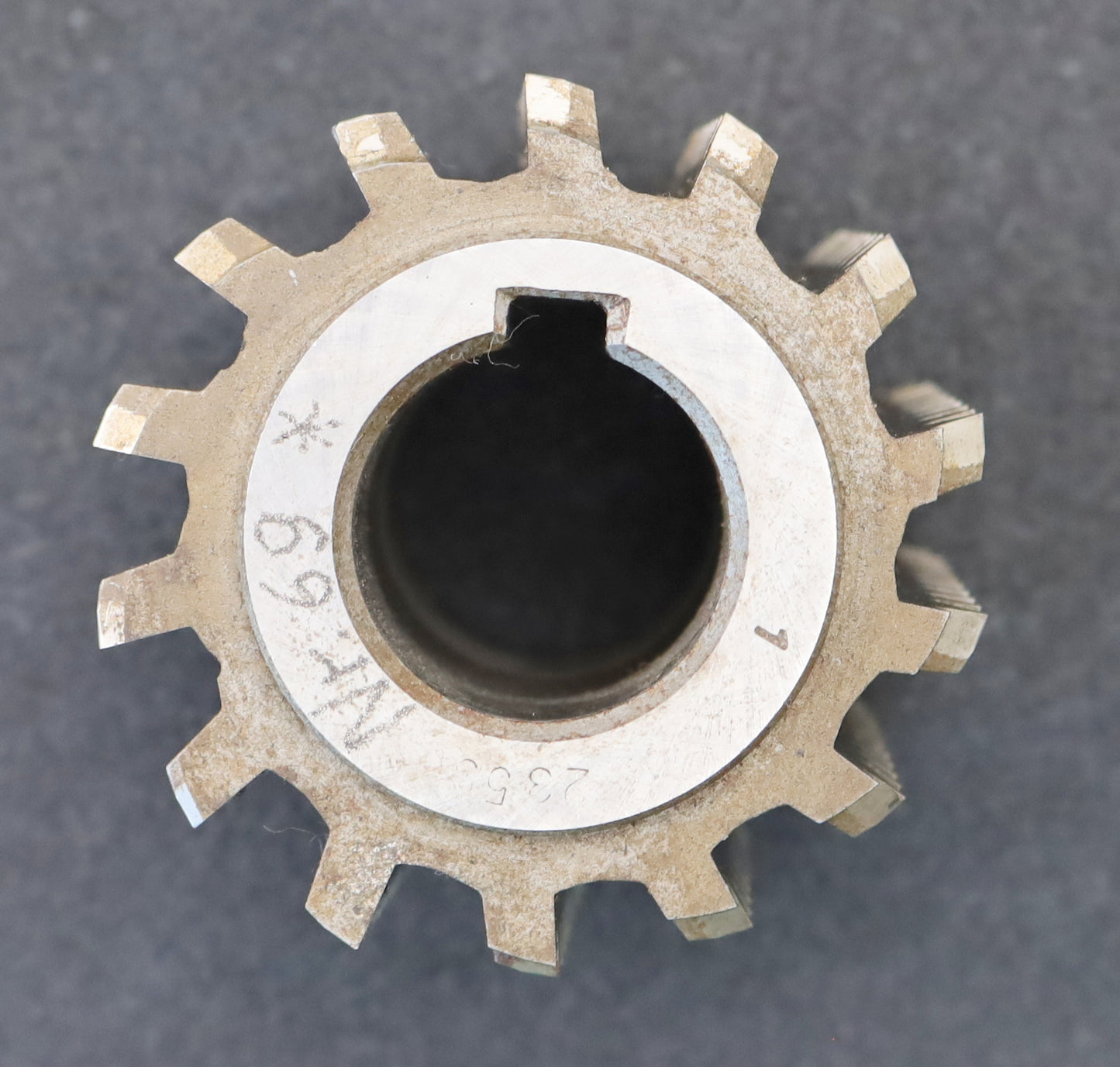 Bild des Artikels PWS-Zahnrad-Wälzfräser-m=-2,0mm-EGW-20°-BPII-nach-DIN-3972-Ø79x71xØ27mm-mit-LKN