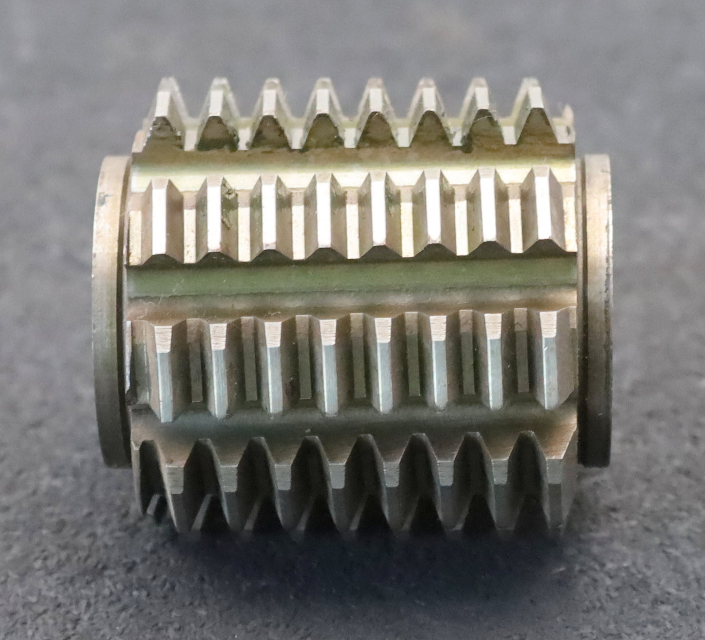 Bild des Artikels KLINEGLNBERG-Zahnrad-Wälzfräser-m=-2,0mm-EGW-20°-BPII-DIN-3972-Ø75x47xØ27mm