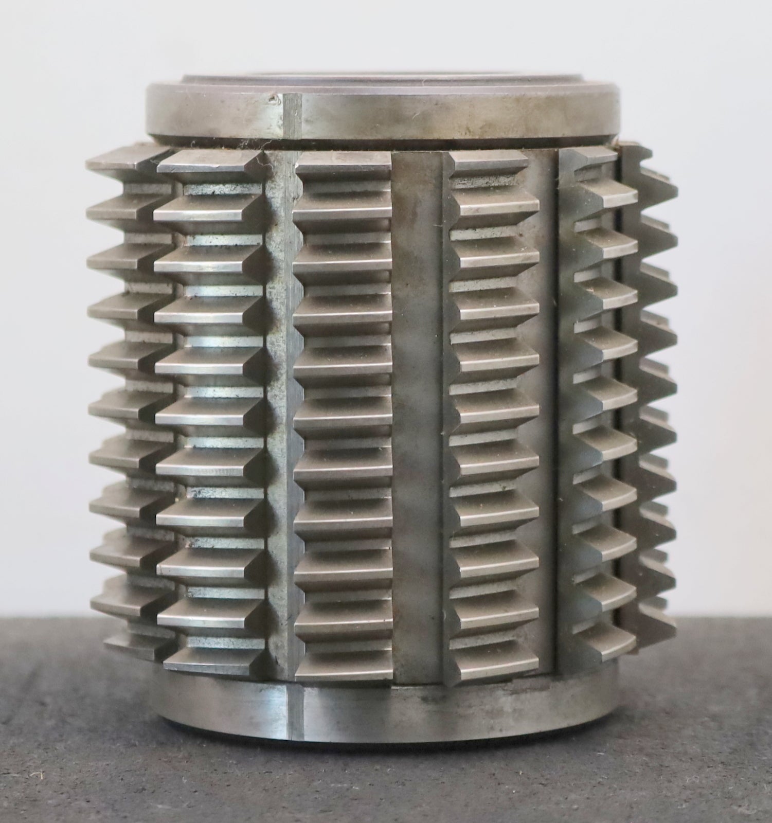 Bild des Artikels FETTE-Zahnrad-Wälzfräser-m=-2,5mm-EGW-20°-BPII-DIN-3972-Ø98x105xØ32mm-mit-LKN