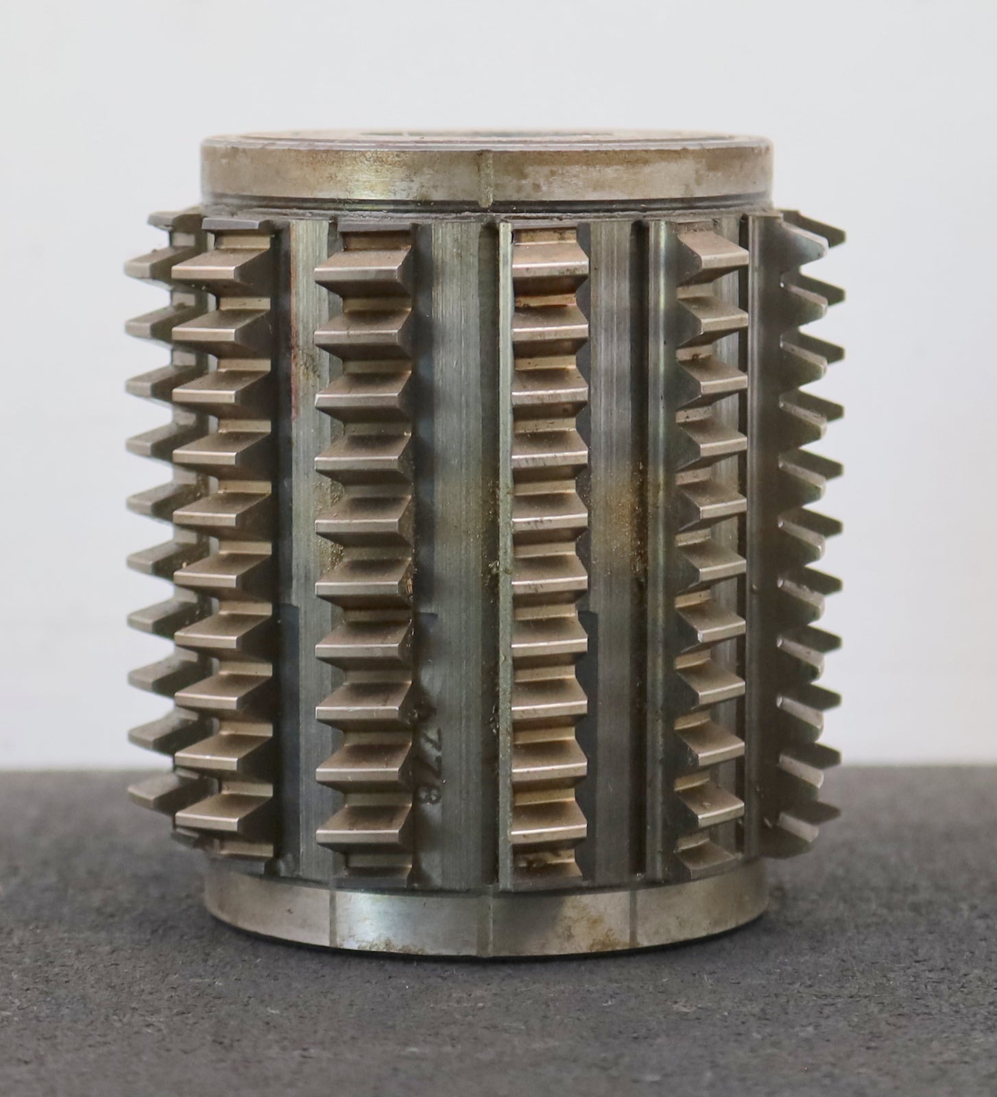 Bild des Artikels FETTE-Zahnrad-Wälzfräser-m=-2,5mm-EGW-20°-BPII-nach-DIN-3972-Ø98x105xØ32mm-LKN