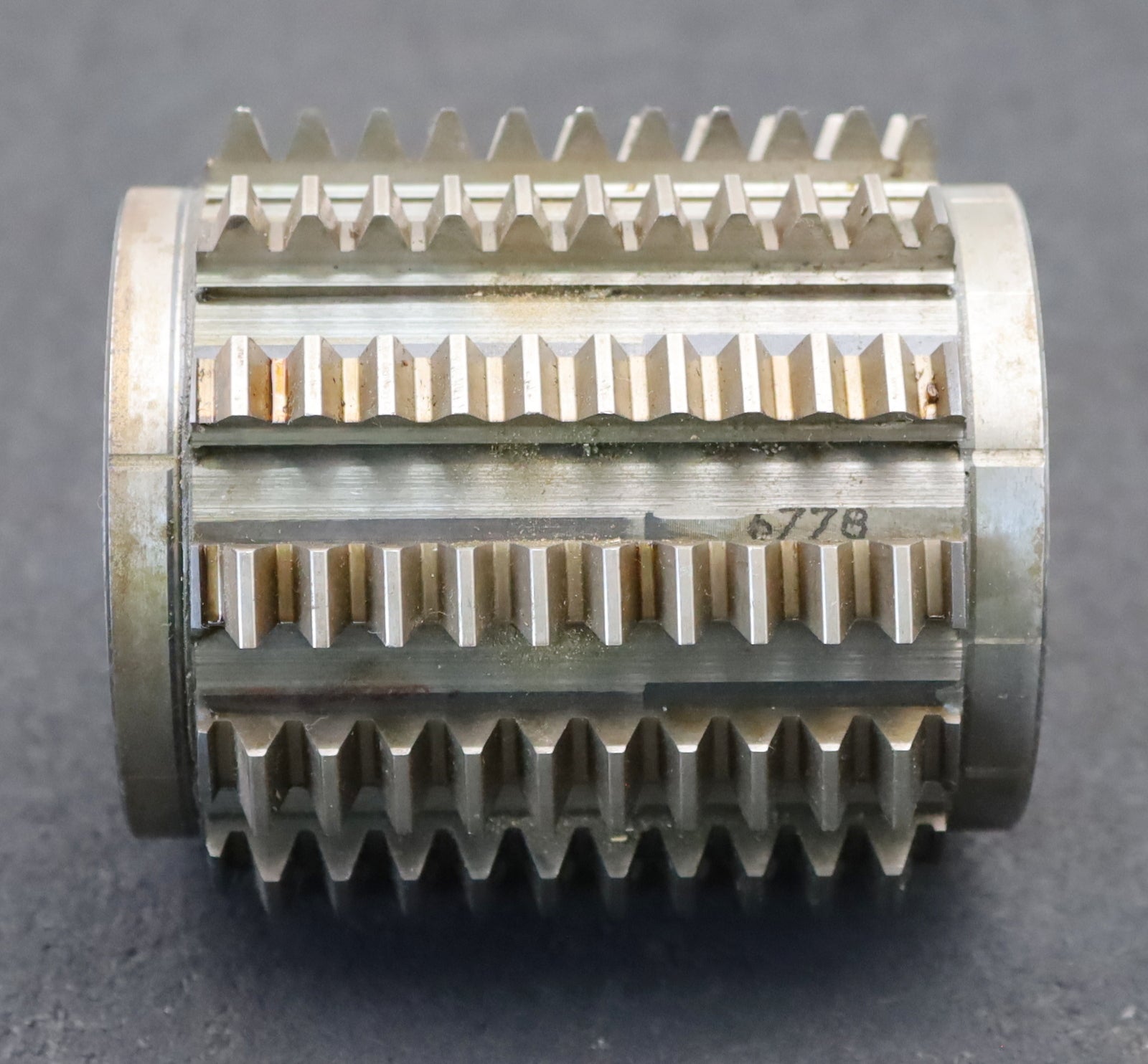 Bild des Artikels FETTE-Zahnrad-Wälzfräser-m=-2,5mm-EGW-20°-BPII-nach-DIN-3972-Ø98x105xØ32mm-LKN