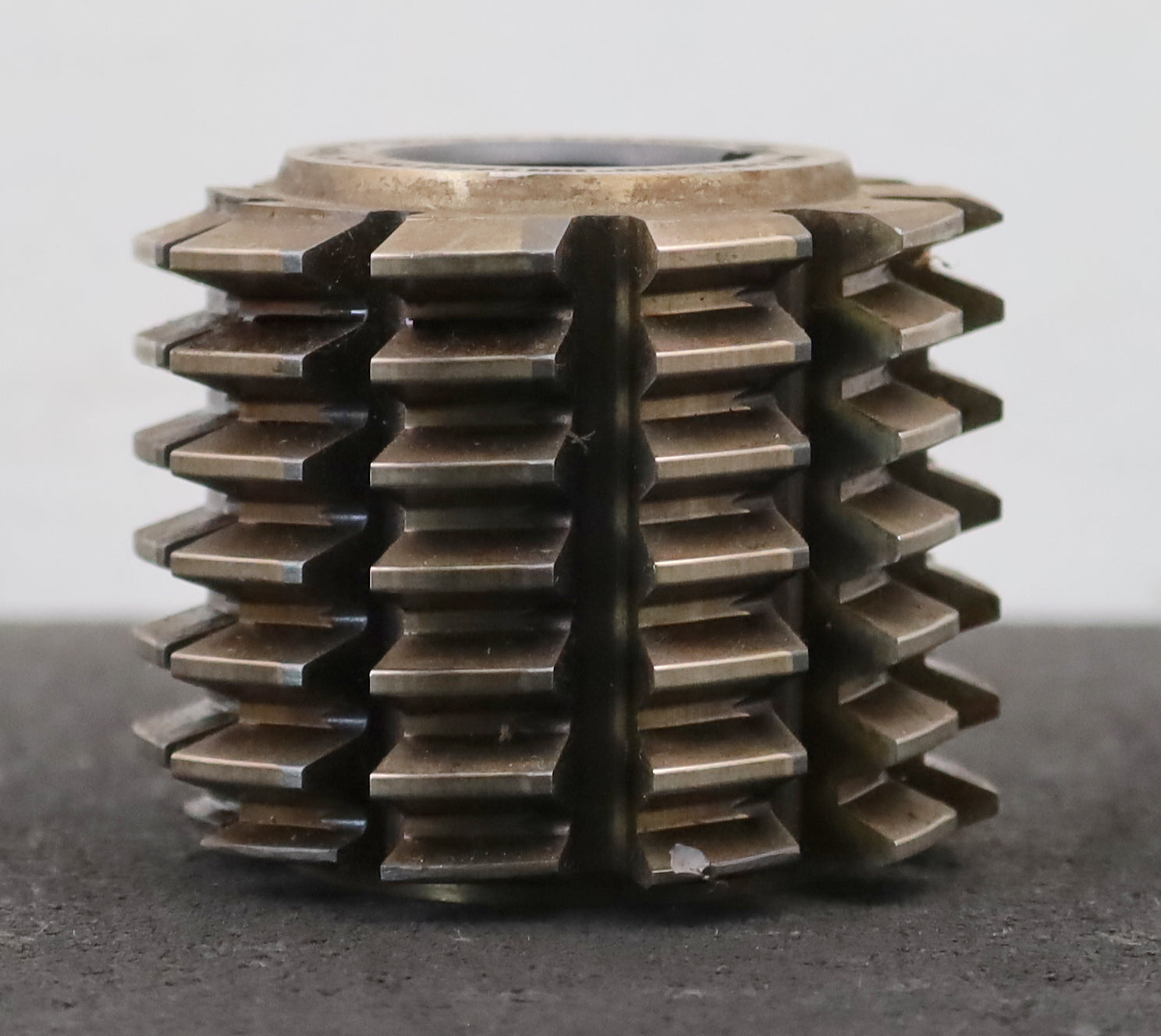 Bild des Artikels FETTE-Zahnrad-Wälzfräser-m=-2,5mm-EGW-20°-BPI-nach-DIN-3972-Ø69x57xØ27mm-LKN