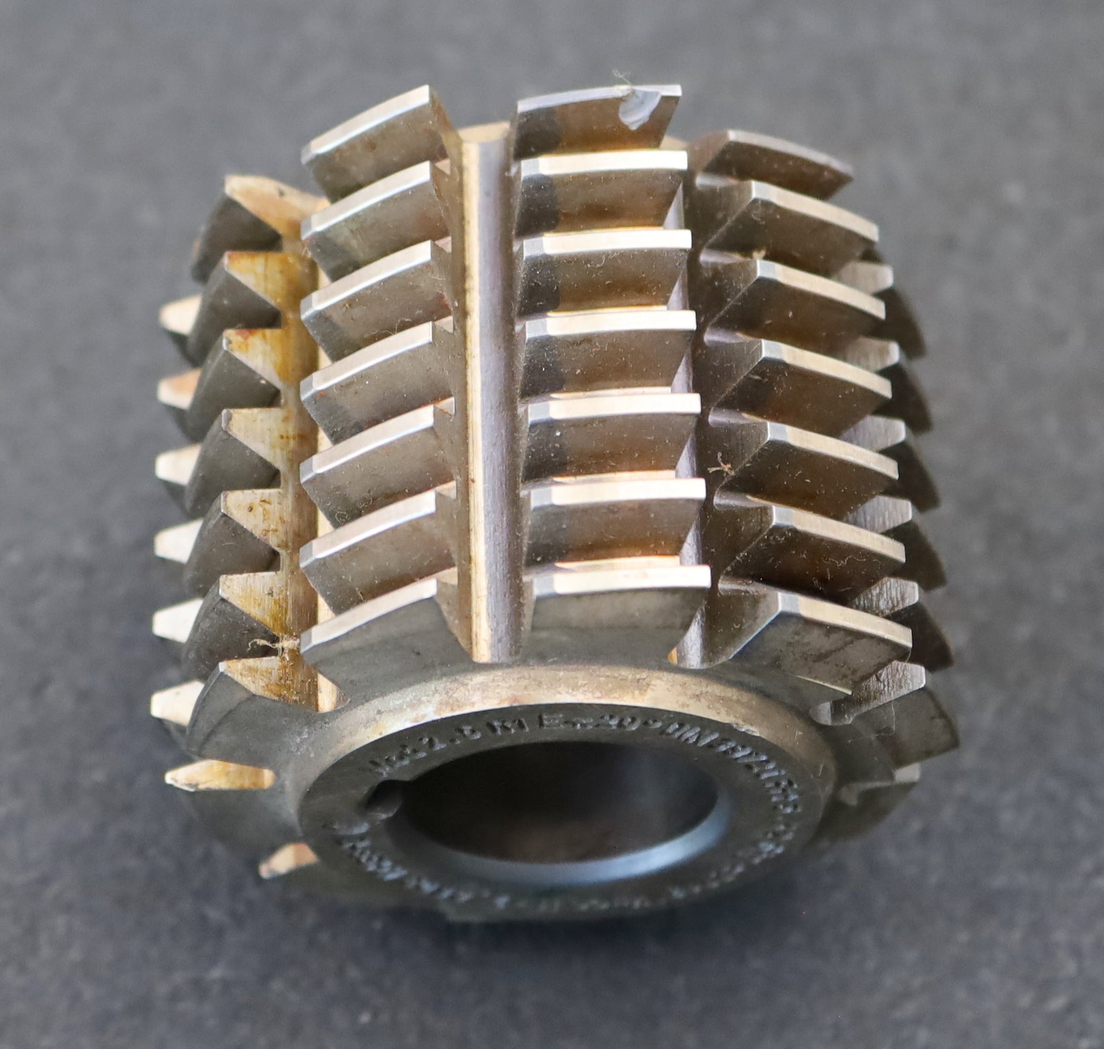 Bild des Artikels FETTE-Zahnrad-Wälzfräser-m=-2,5mm-EGW-20°-BPI-nach-DIN-3972-Ø69x57xØ27mm-LKN