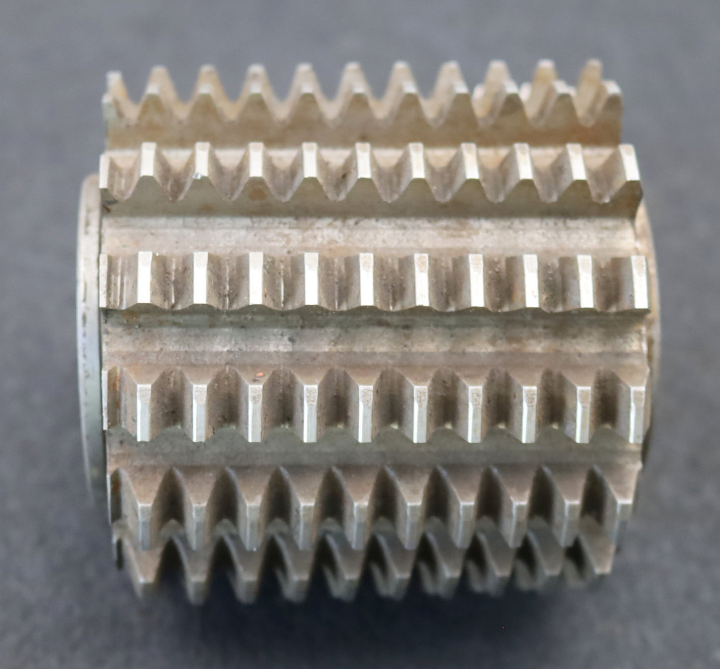 Bild des Artikels PWS-Zahnrad-Wälzfräser-m=-2,5mm-EGW-20°-BPII-nach-DIN-3972-Ø89x88xØ32mm-mit-LKN