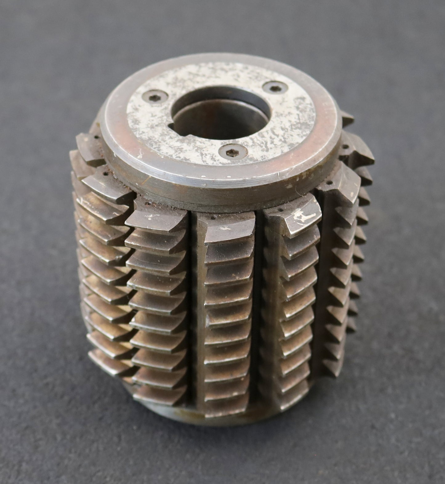 Bild des Artikels FETTE-Zahnrad-Wälzfräser-m=-2,75mm-EGW-20°-Ø105x111xØ32mm-mit-LKN-1gg.-Links