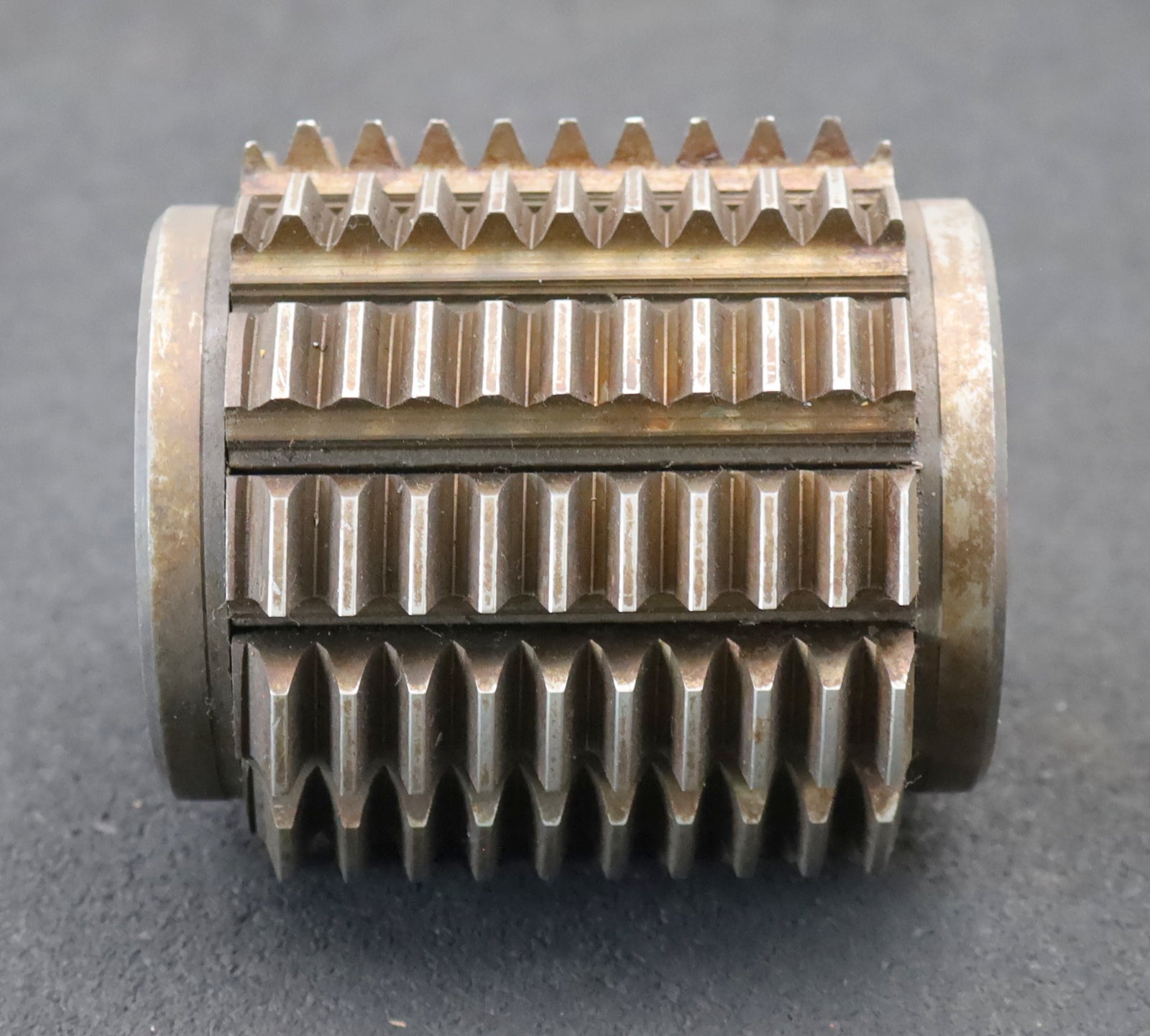 Bild des Artikels FETTE-Zahnrad-Wälzfräser-m=-2,75mm-EGW-20°-Ø105x111xØ32mm-mit-LKN-1gg.-Links