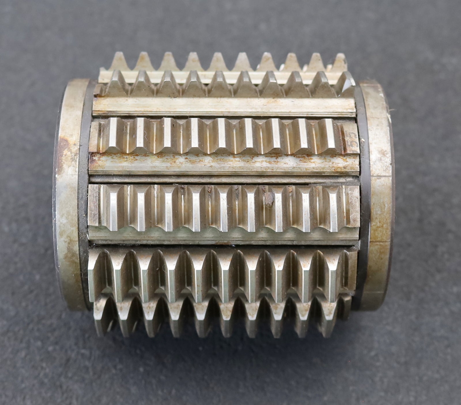 Bild des Artikels FETTE-Zahnrad-Wälzfräser-m=-2,75mm-EGW-20°-Ø102x112xØ32mm-mit-LKN-1gg.-Rechts