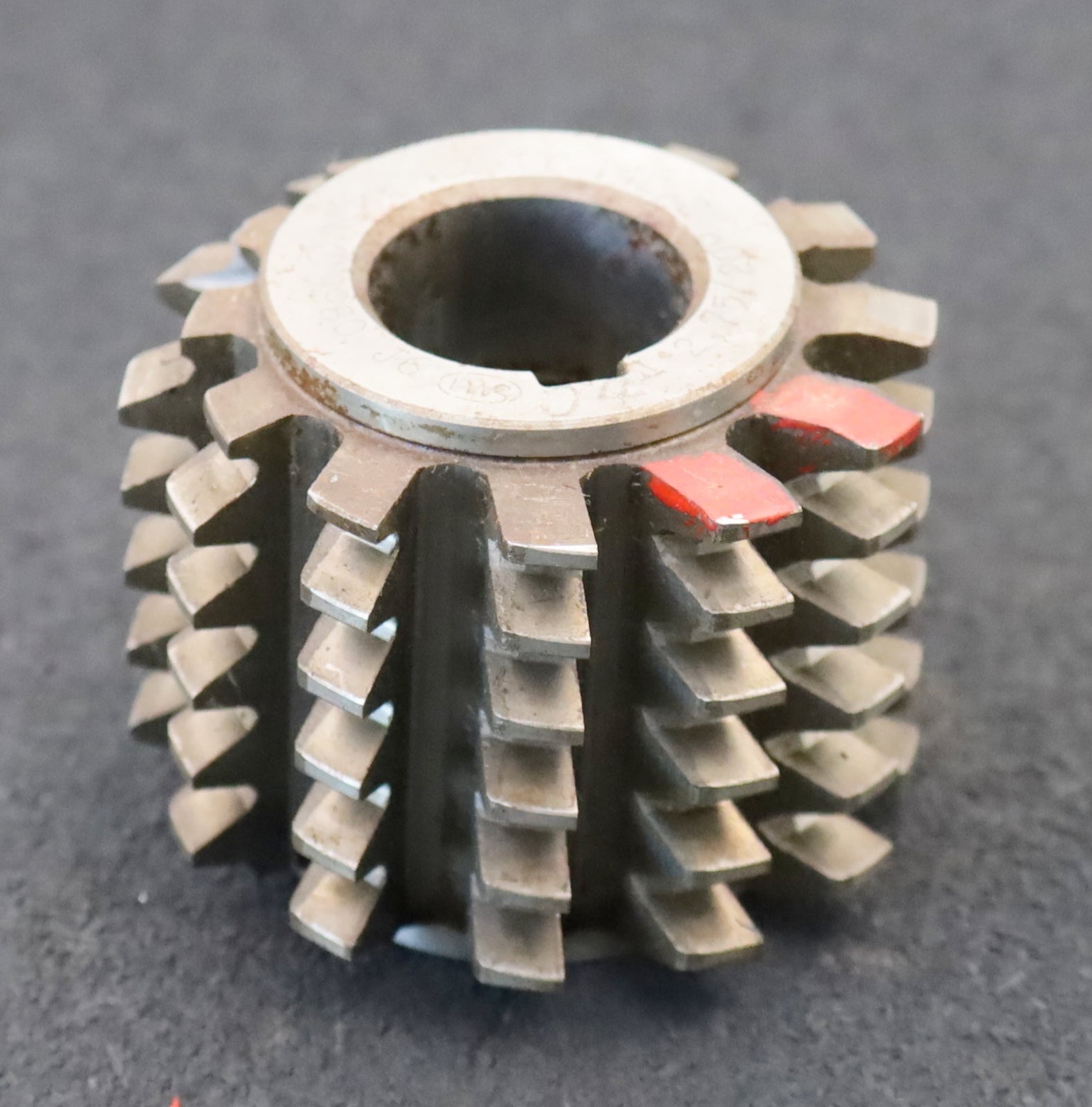 Bild des Artikels PWS-Zahnrad-Wälzfräser-m=-2,75mm-EGW-20°-BPII-nach-DIN-3972-Ø70x56xØ27mm-LKN