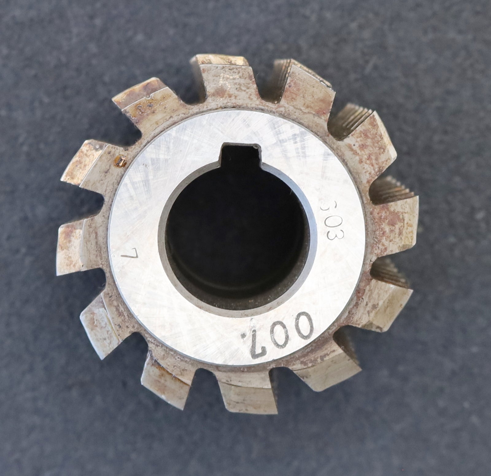 Bild des Artikels PWS-Zahnrad-Wälzfräser-m=-2,25mm-EGW-20°-BPIII-nach-DIN-3972-Ø71x57xØ27mm-LKN