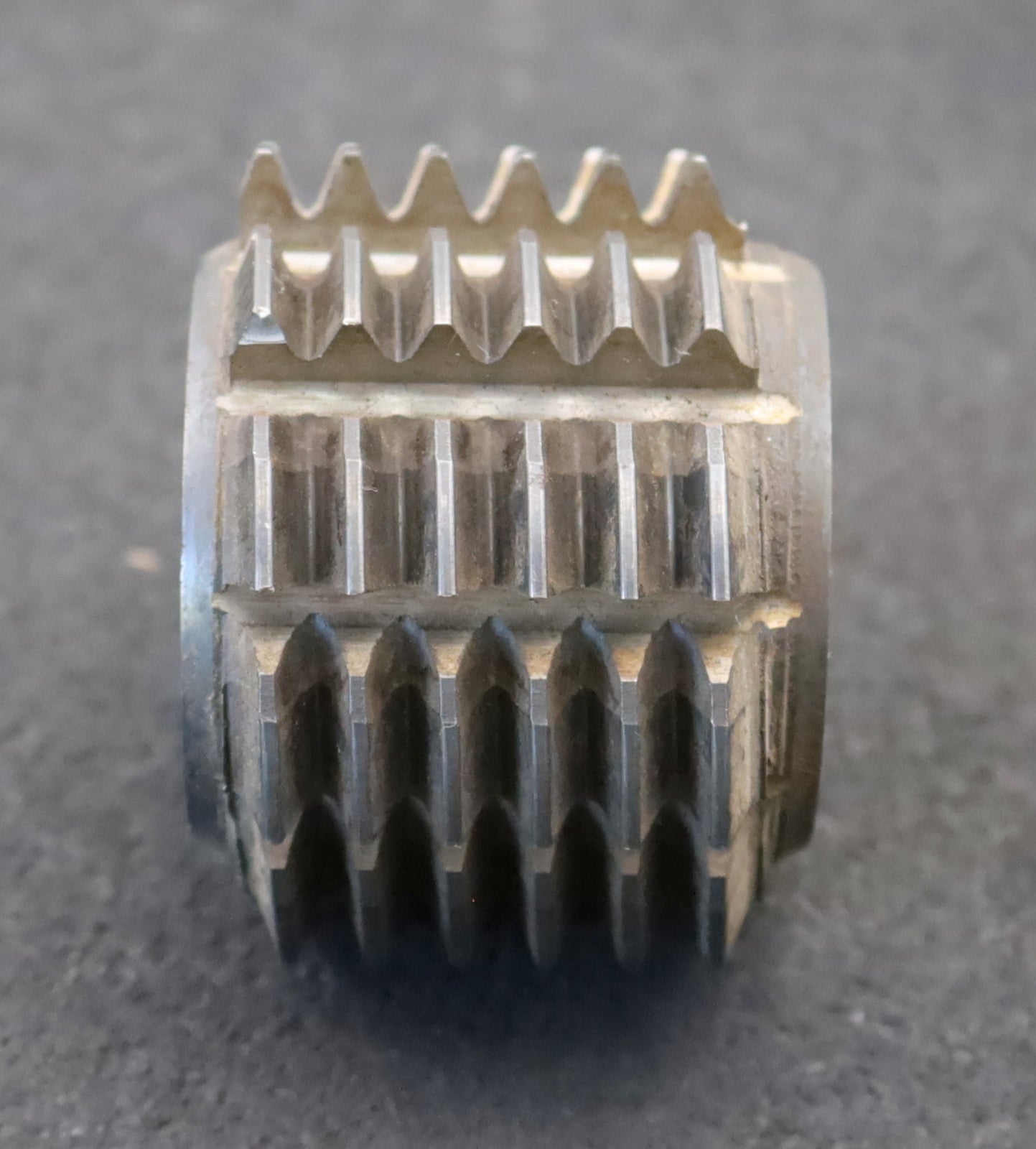 Bild des Artikels KLINGELNBERG-Zahnrad-Wälzfräser-m=-2,0mm-EGW-20°-BPIII-nach-DIN-3972