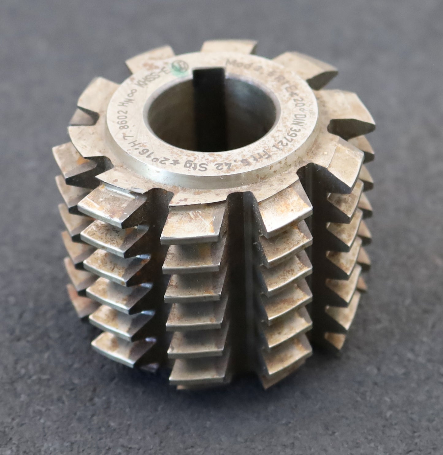 Bild des Artikels FETTE-Zahnrad-Wälzfräser-m=-2,5mm-EGW-20°-BPI-nach-DIN-3972-Ø70x57xØ27mm-mit-LKN