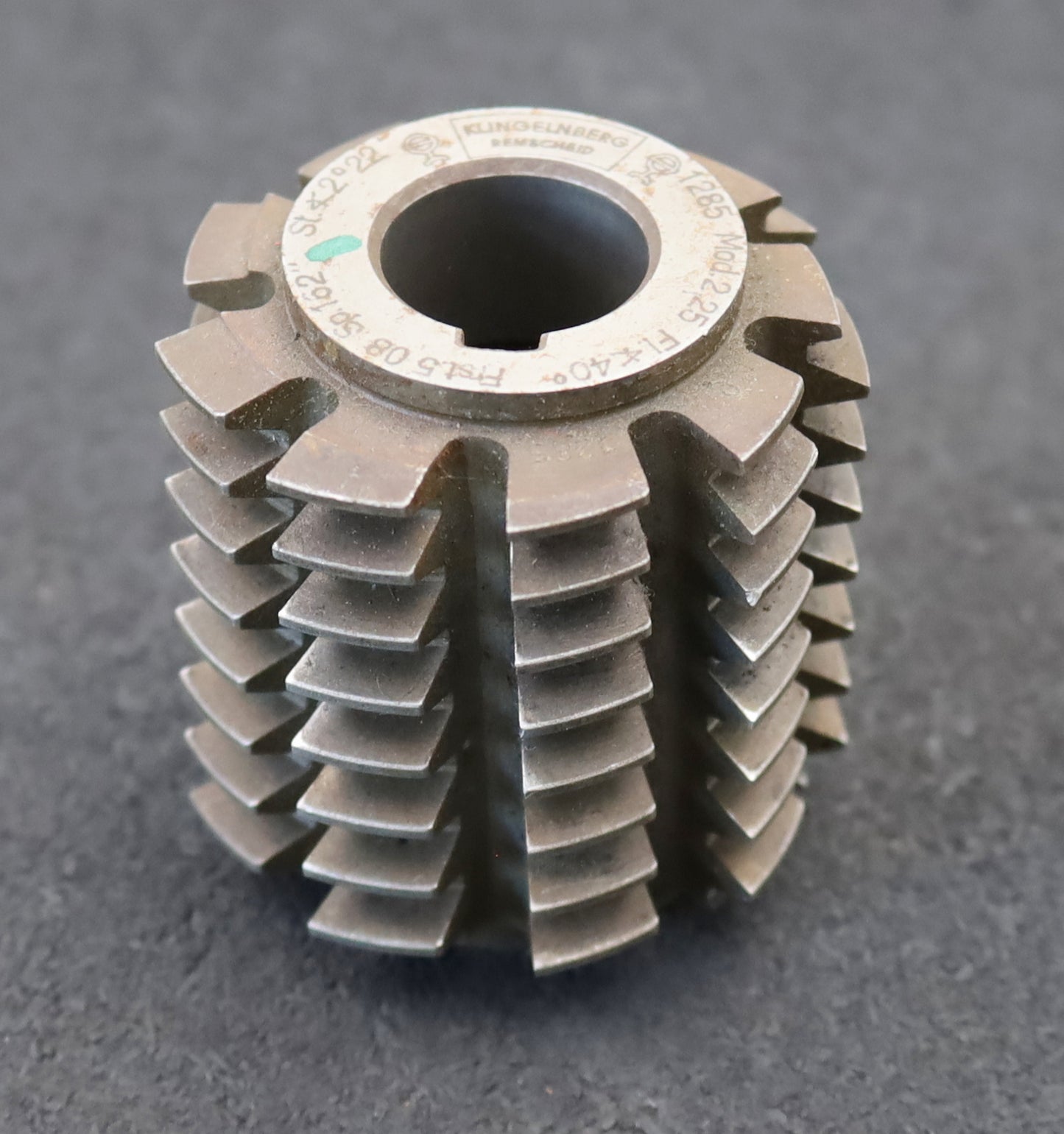 Bild des Artikels KLINGELNBERG-Zahnrad-Wälzfräser-m=-2,25mm-EGW-20°-Ø59x64xØ22mm-mit-LKN