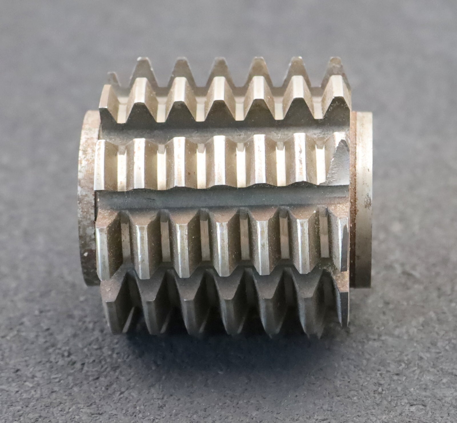 Bild des Artikels Zahnrad-Wälzfräser-m=-2,75mm-EGW-20°-Ø66x65xØ22mm-mit-LKN-1gg.-Rechts