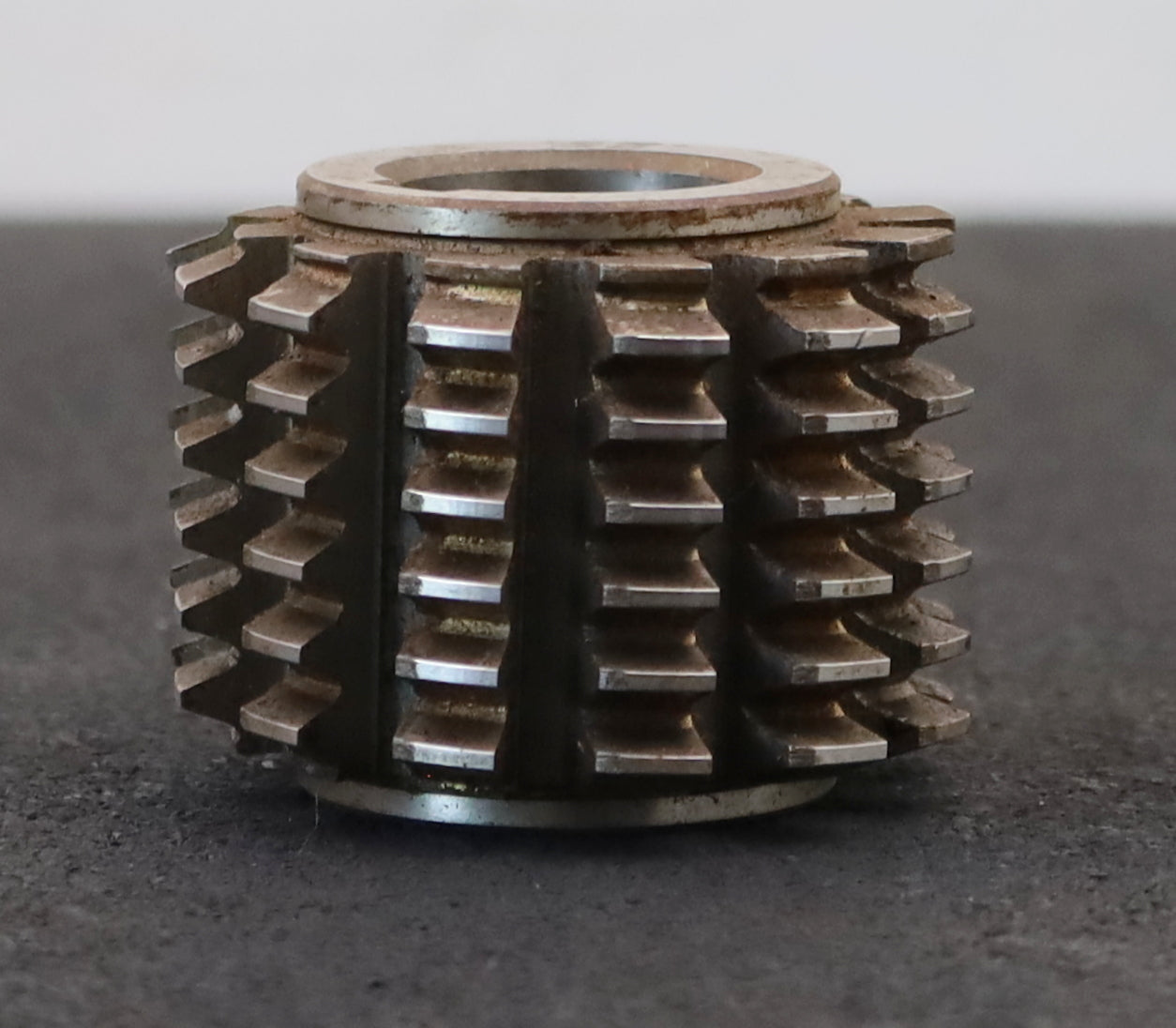 Bild des Artikels PWS-Zahnrad-Wälzfräser-m=-2,0mm-EGW-20°-BPII-DIN-3972-Ø64x49xØ27mm-mit-LKN