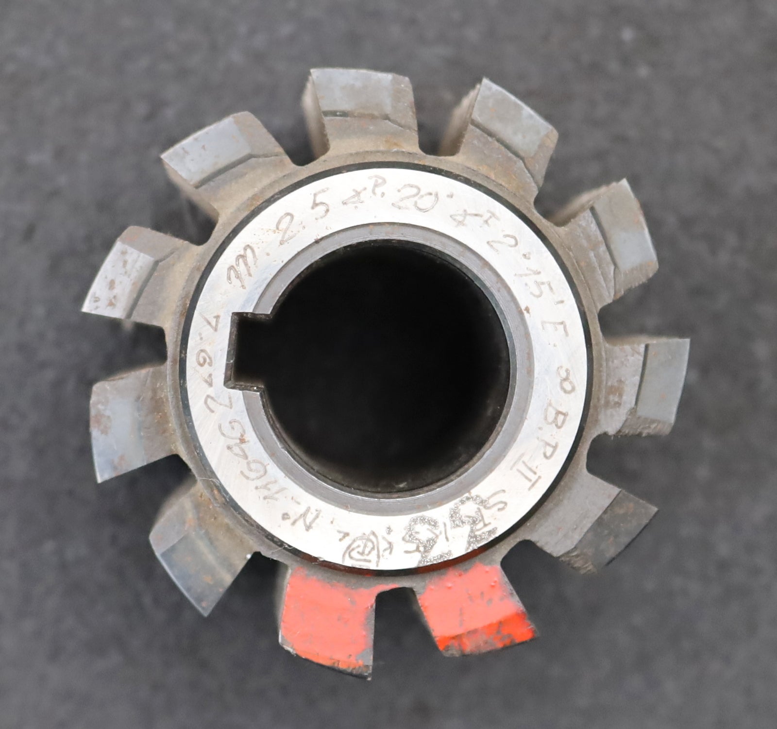 Bild des Artikels KL-Zahnrad-Wälzfräser-m=-2,5mm-EGW-20°-BPII-nach-DIN-3972-Ø69x57xØ27mm-mit-LKN