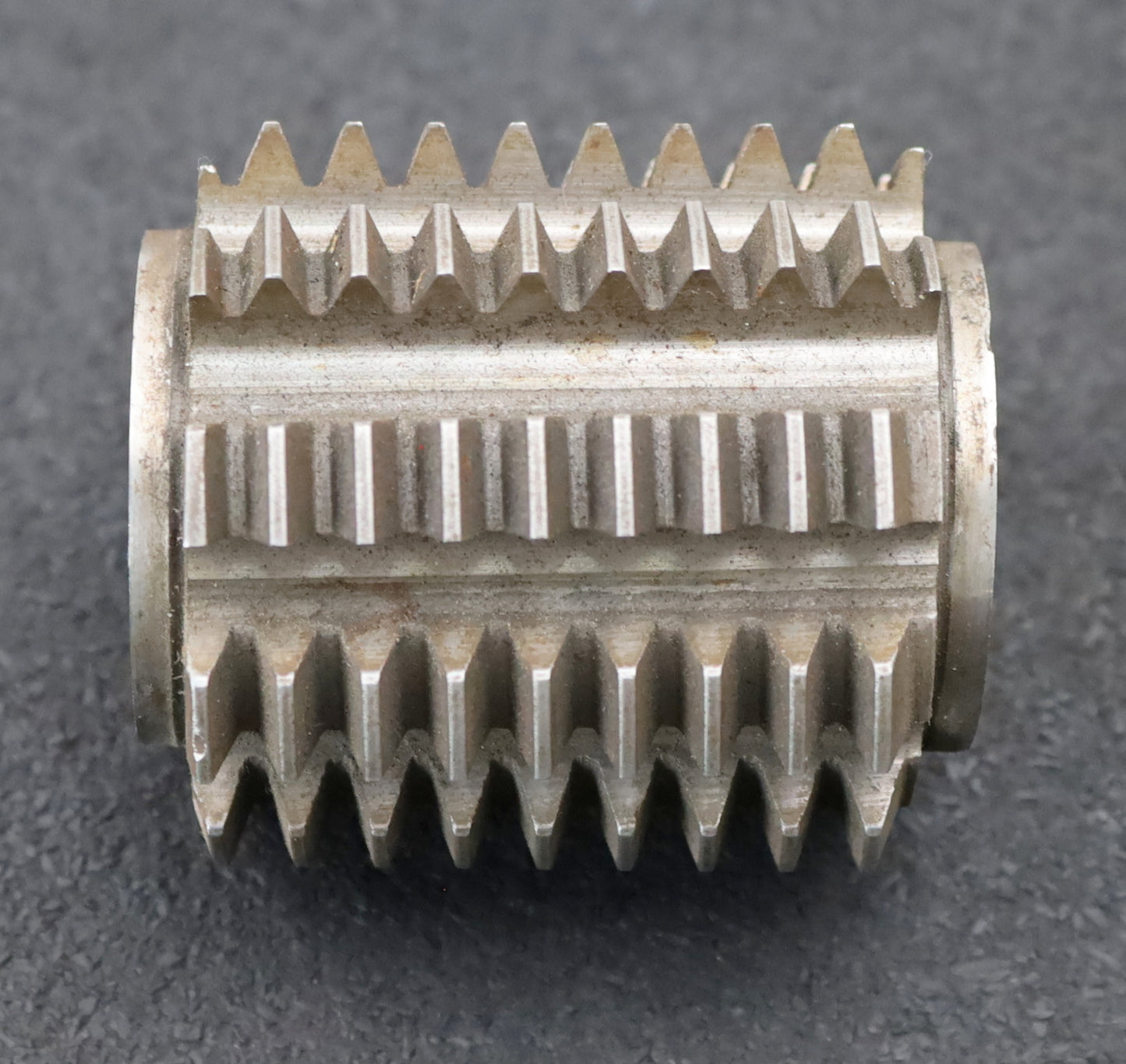 Bild des Artikels KLINGELNBERG-Zahnrad-Wälzfräser-m=-2,0mm-EGW-20°-Ø69x65xØ22mm-mit-LKN