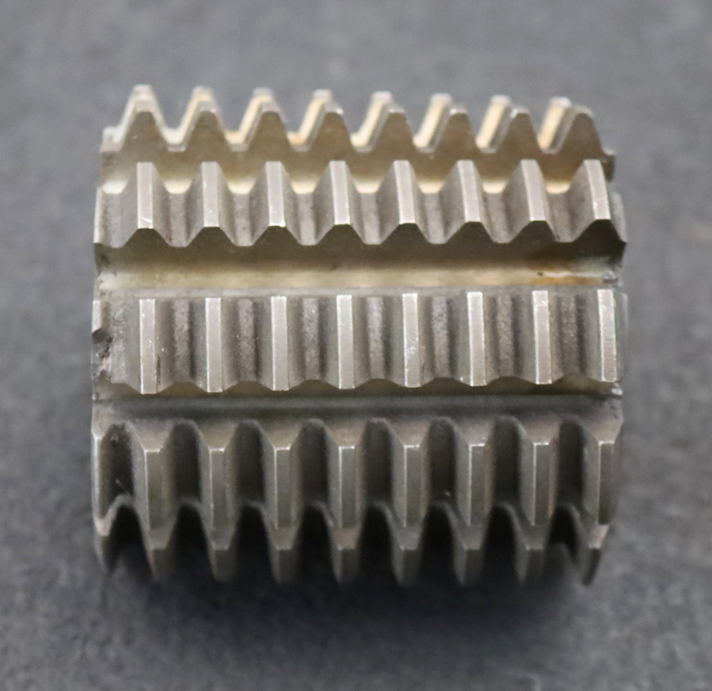 Bild des Artikels REINECKER-Zahnrad-Wälzfräser-m=-2,5mm-EGW-20°-Ø65x65xØ22mm-mit-LKN-1gg.-Rechts